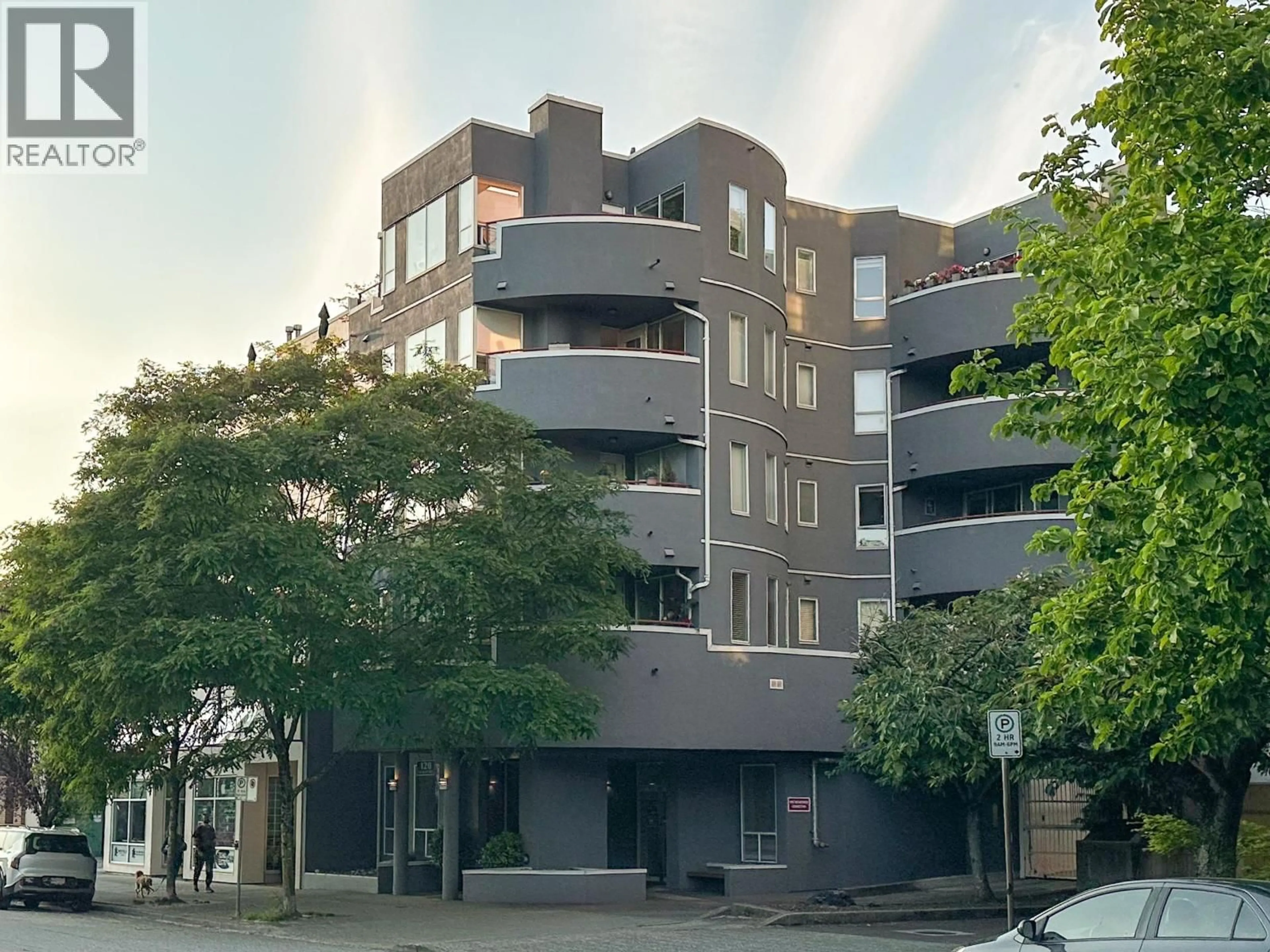 A pic from outside/outdoor area/front of a property/back of a property/a pic from drone, building for 101 - 120 2ND STREET, North Vancouver British Columbia V7L1C3