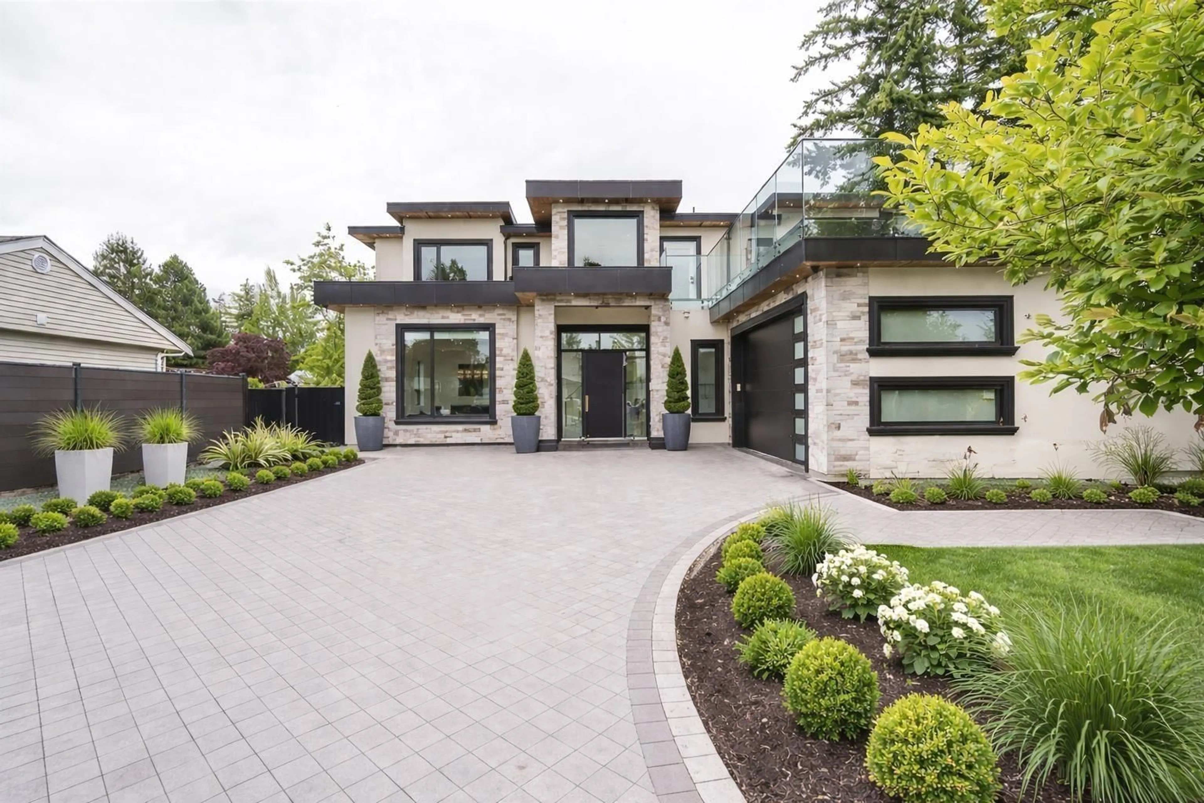 Home with brick exterior material, street for 6052 172 STREET, Surrey British Columbia V3S3Z7