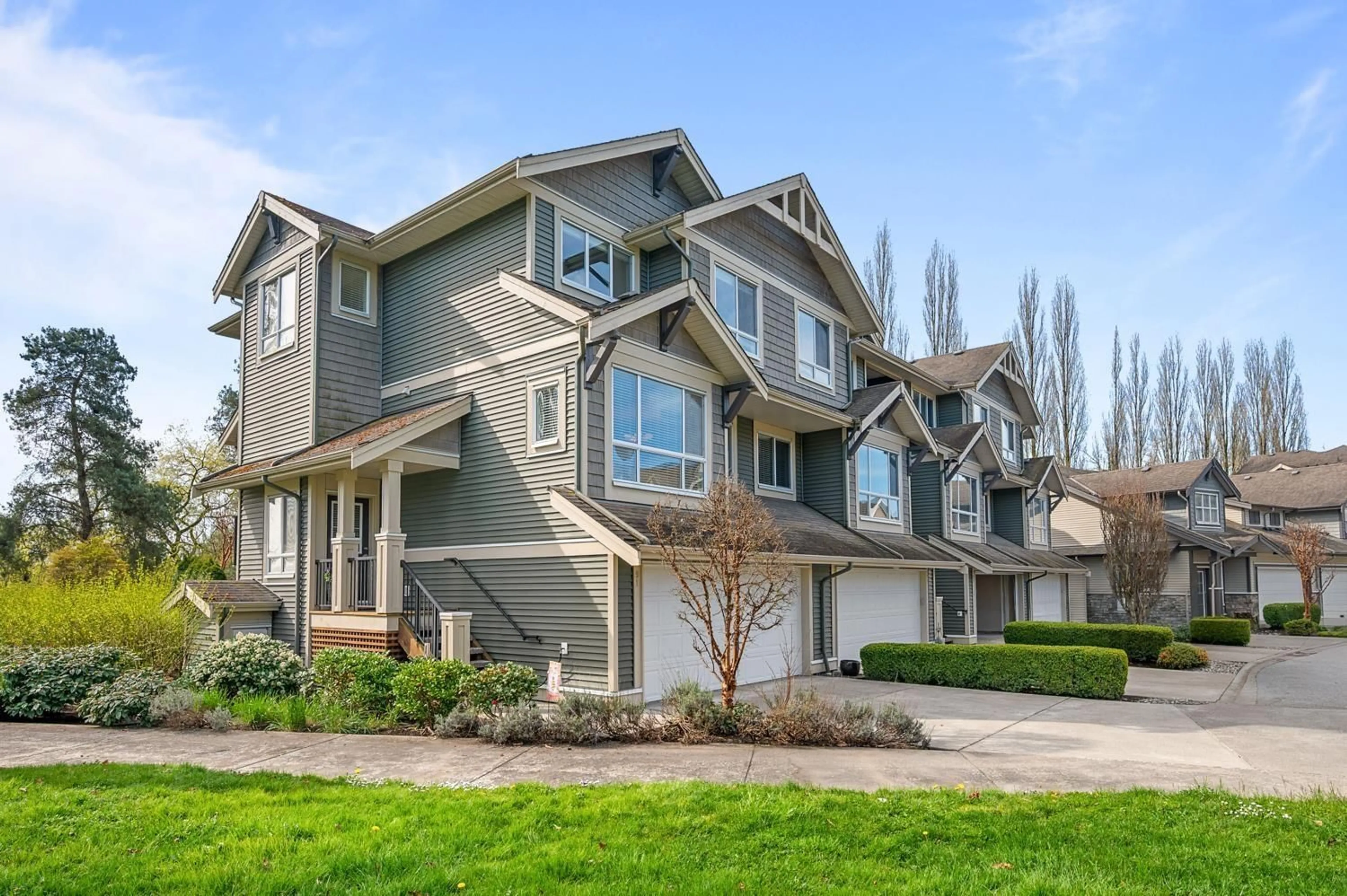 Home with vinyl exterior material, street for 91 - 7780 170 STREET, Surrey British Columbia V4N6M4