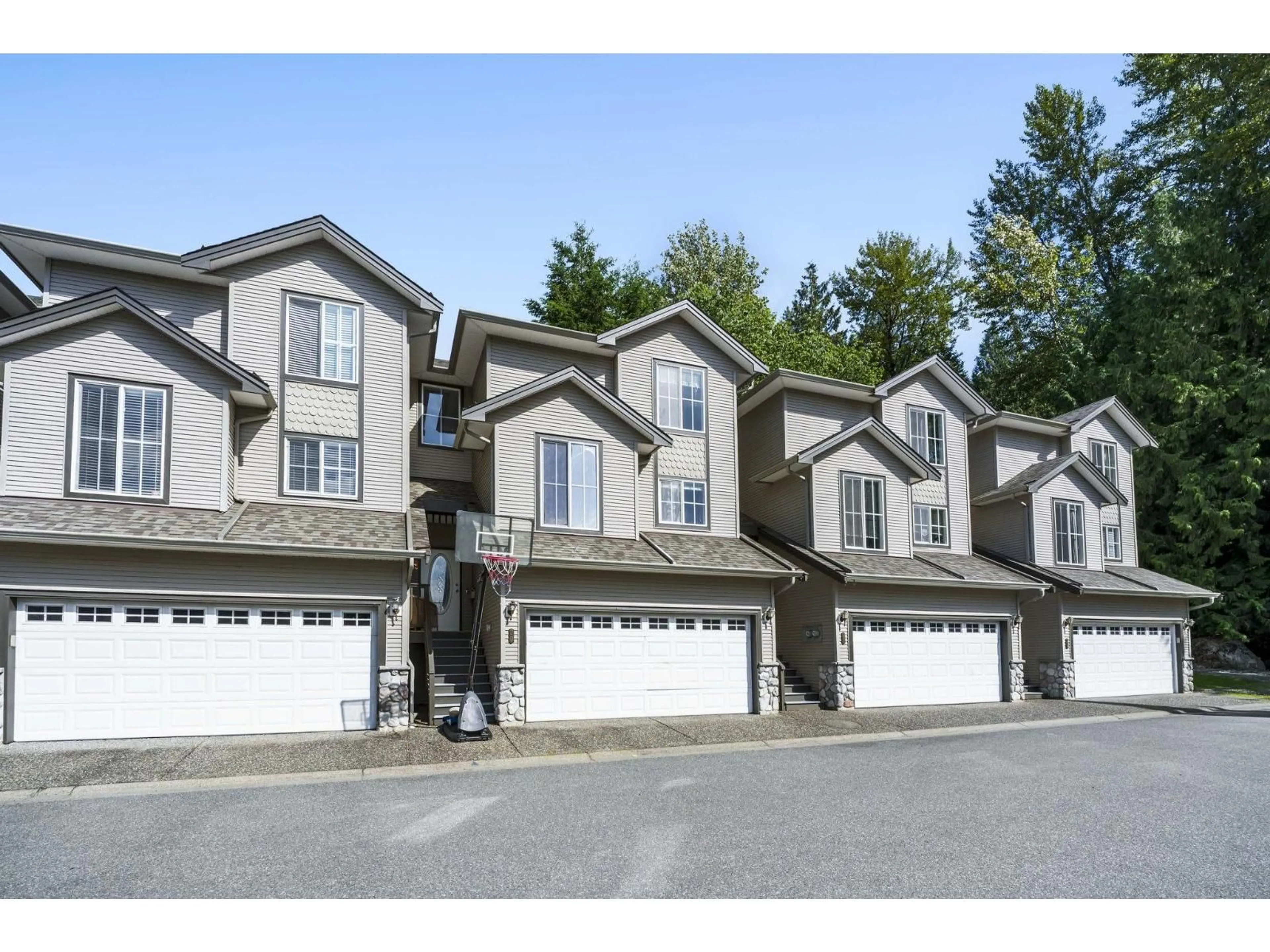 Unknown for 20 - 46360 VALLEYVIEW ROAD, Chilliwack British Columbia V2R5L7