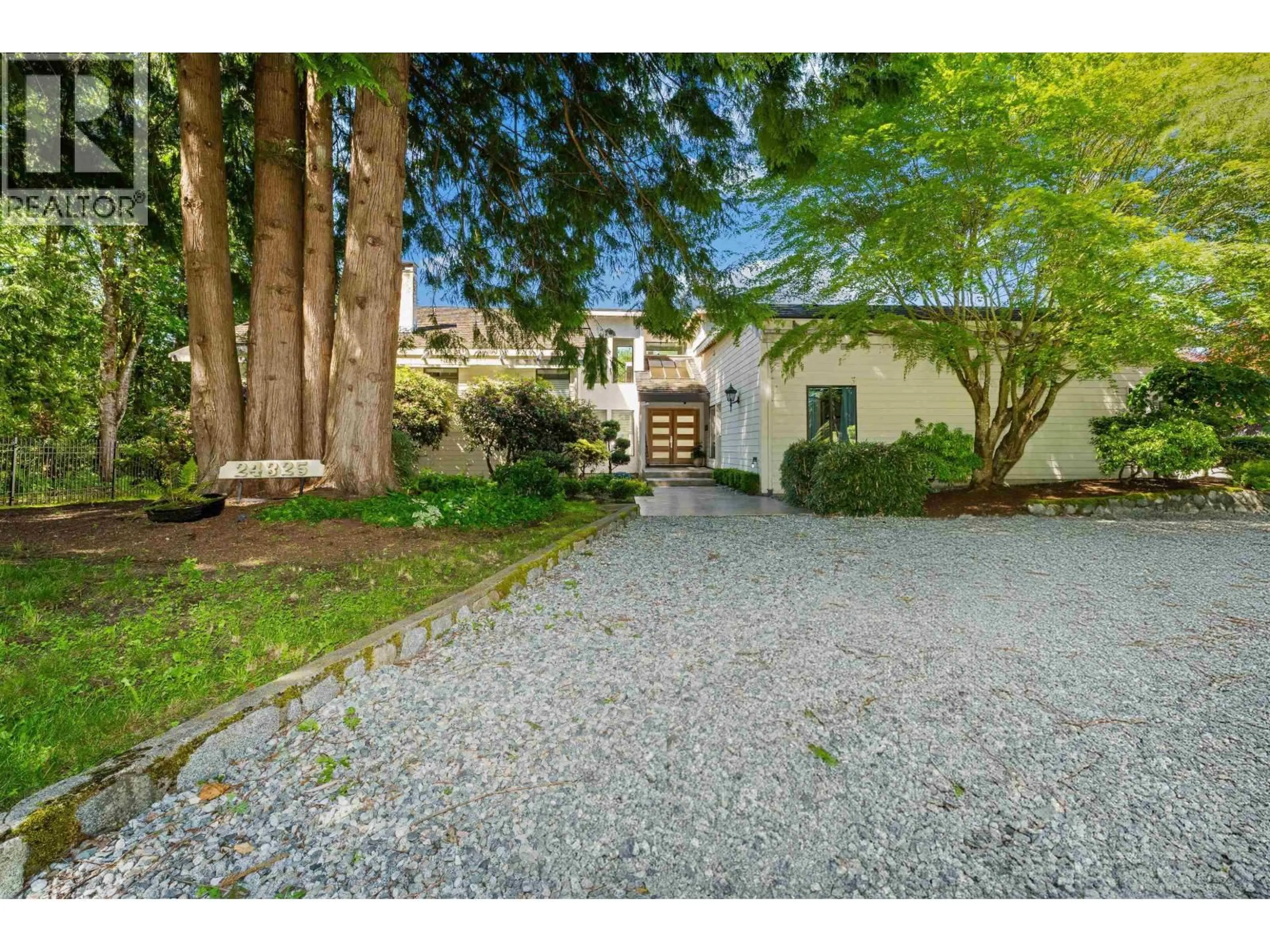A pic from outside/outdoor area/front of a property/back of a property/a pic from drone, street for 24325 126 AVENUE, Maple Ridge British Columbia V4R1M2