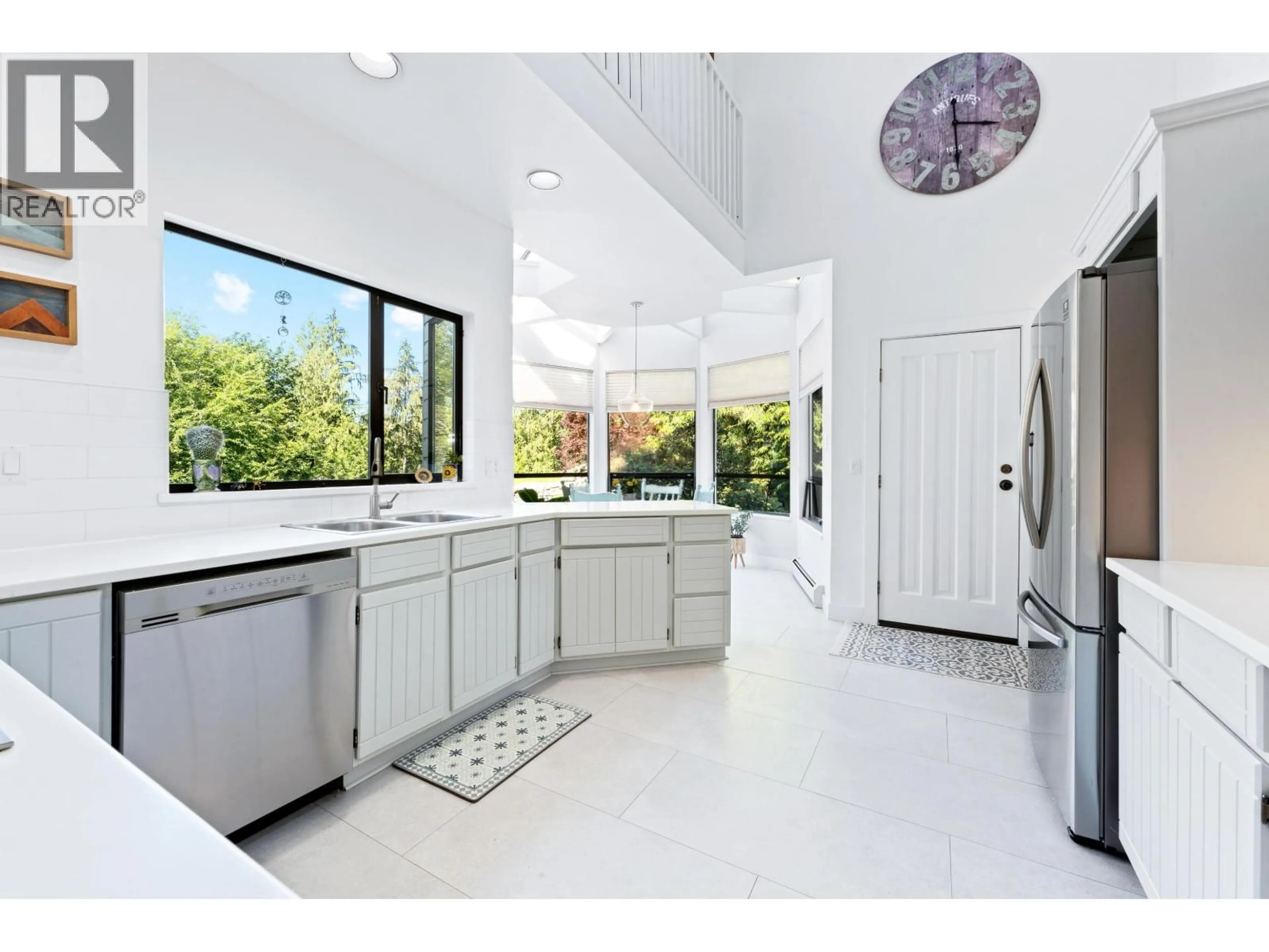 Contemporary kitchen, ceramic/tile floor for 24325 126 AVENUE, Maple Ridge British Columbia V4R1M2