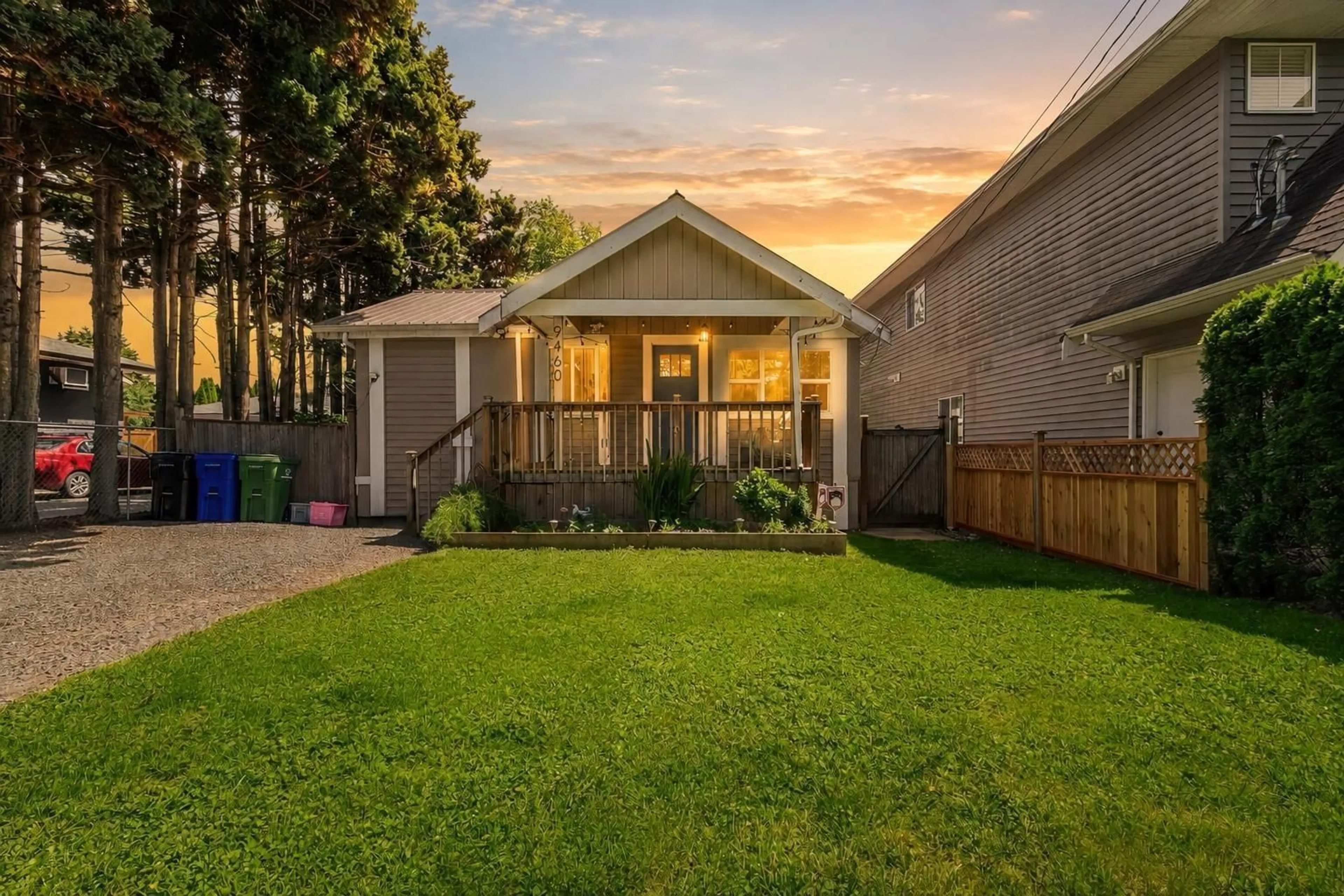 A pic from outside/outdoor area/front of a property/back of a property/a pic from drone, street for 9460 COOTE STREET, Chilliwack British Columbia V2P6B5