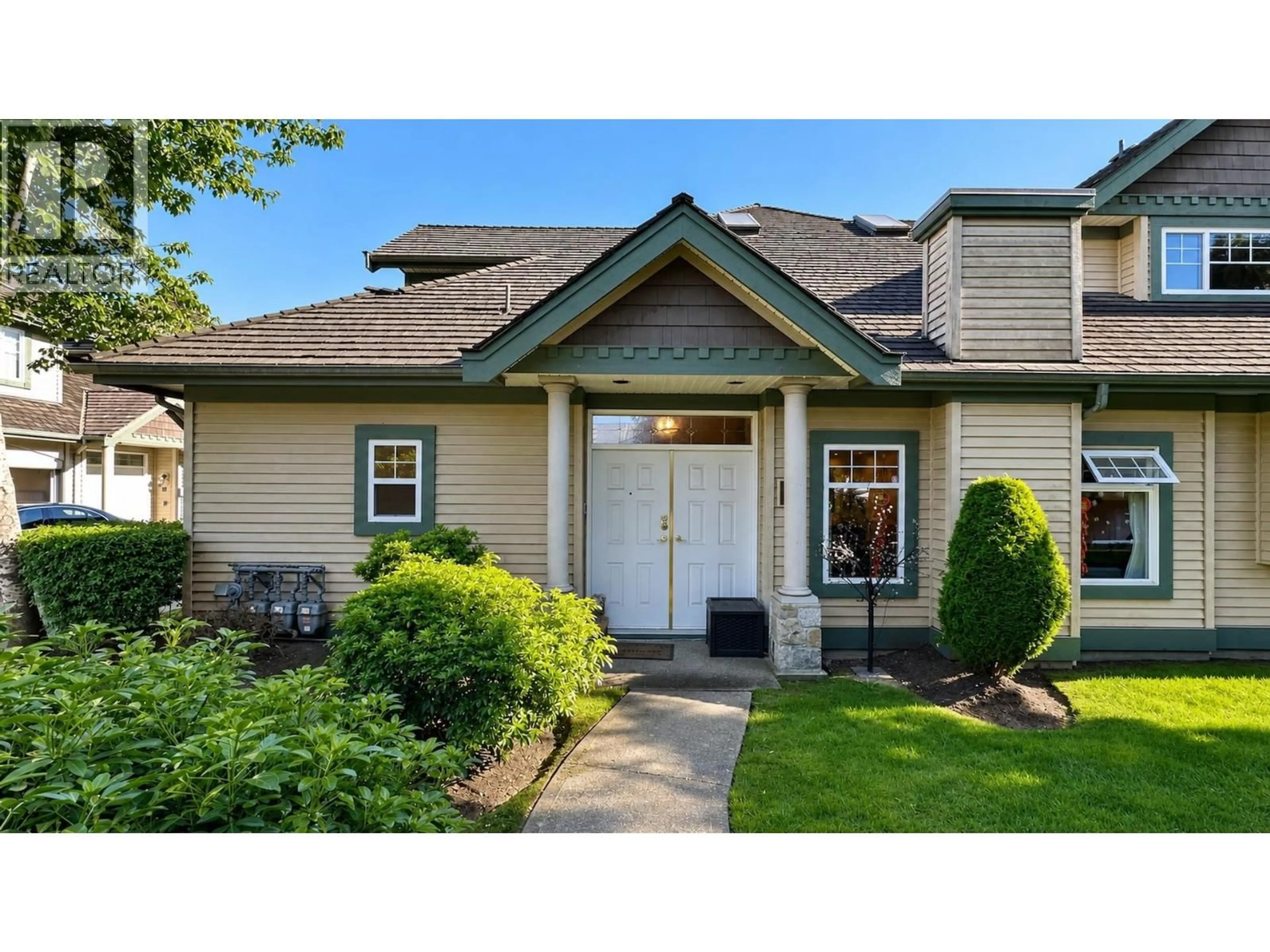 Home with vinyl exterior material, street for 1 - 7600 BLUNDELL ROAD, Richmond British Columbia V6Y4E1