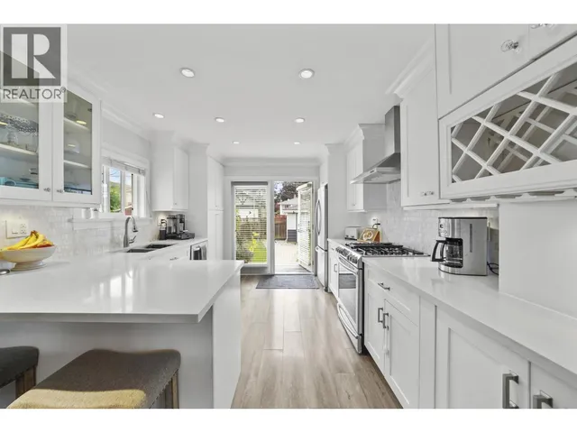 4560 PENDER STREET, Burnaby 3