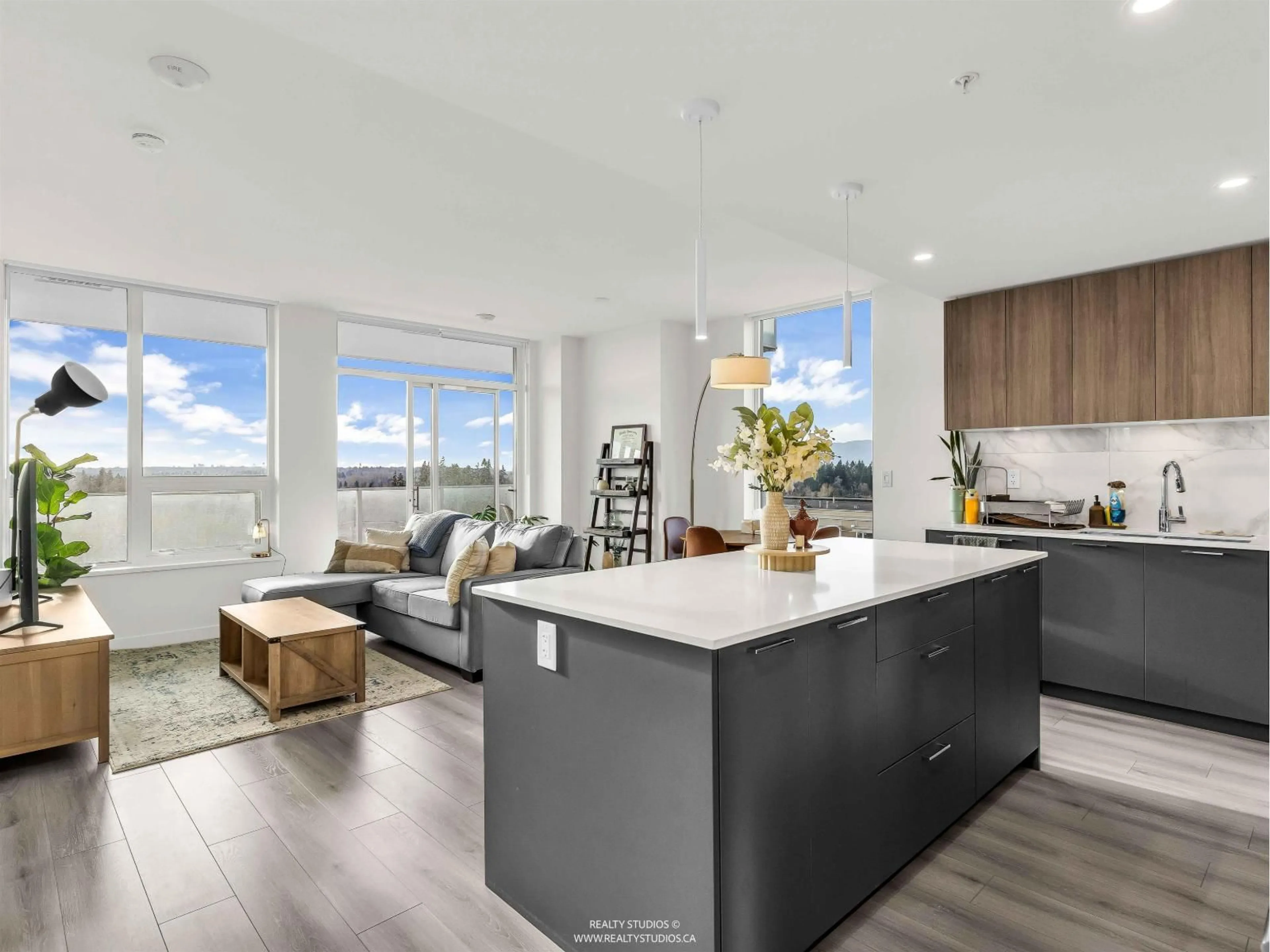 Open concept kitchen, unknown for 608 - 8551 201 STREET, Langley British Columbia V2Y3Y5