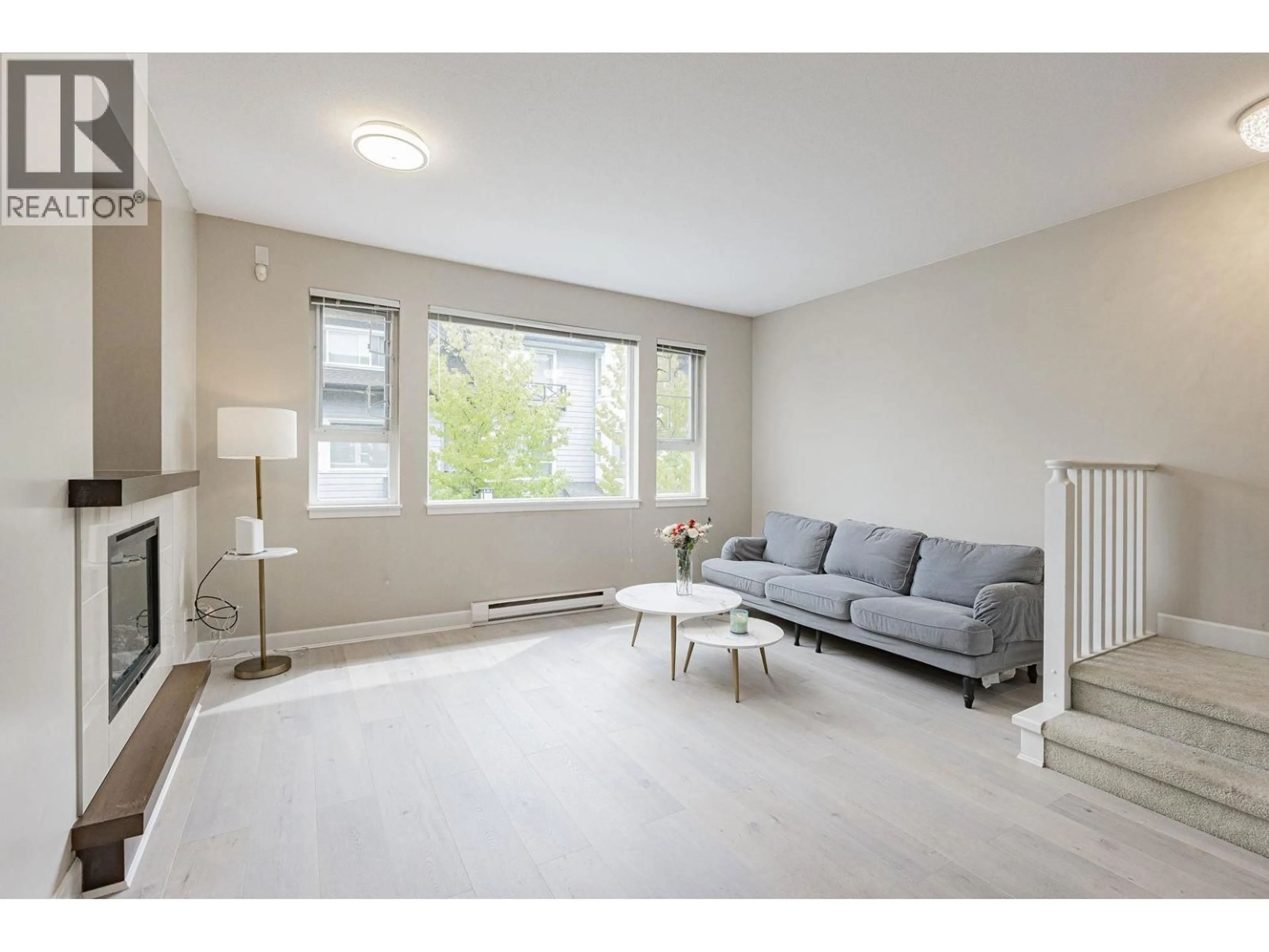Living room with furniture, unknown for 32 - 9551 FERNDALE ROAD, Richmond British Columbia V6Y0A6