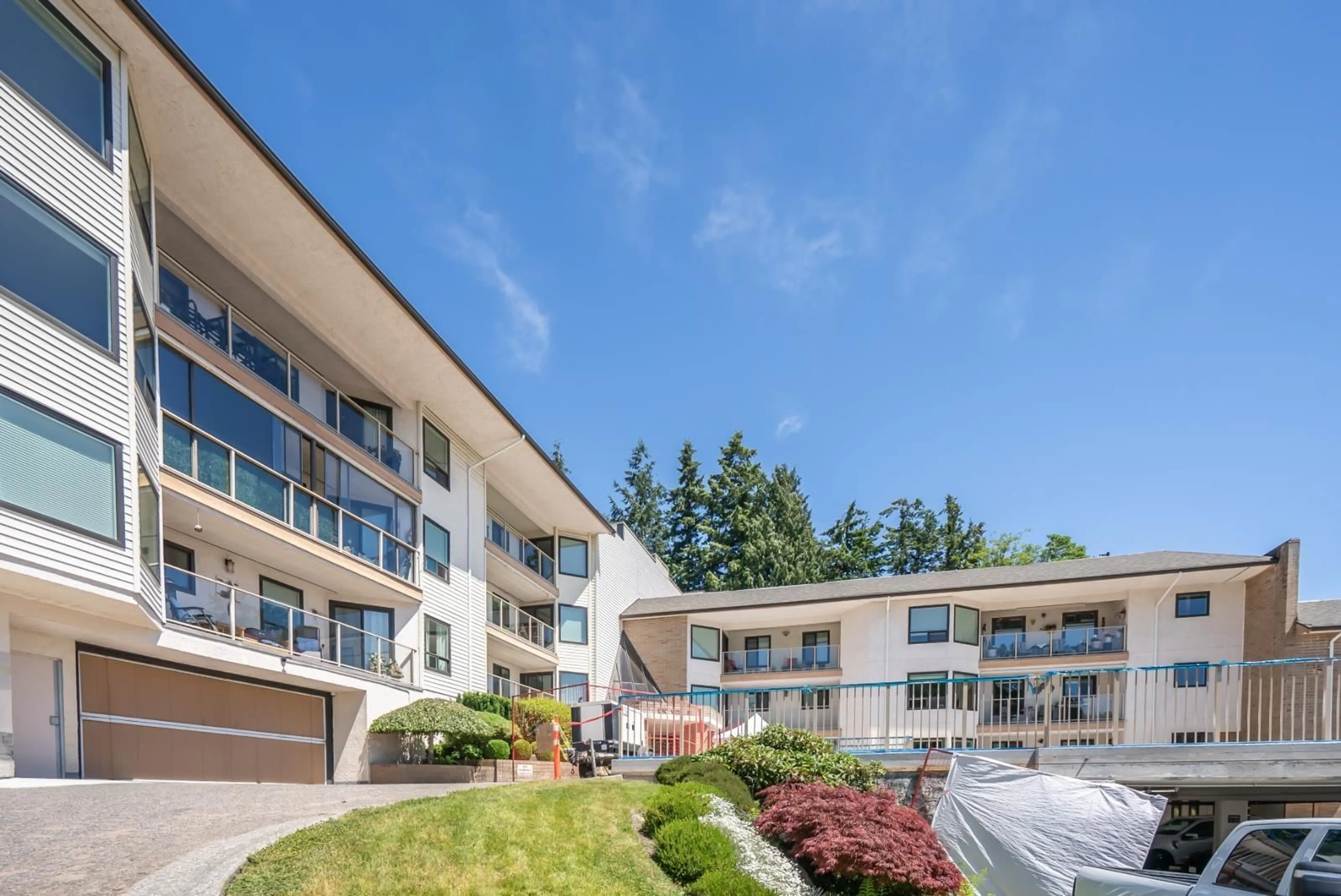 Patio, unknown for 309 - 1350 VIDAL STREET, White Rock British Columbia V4B5G6