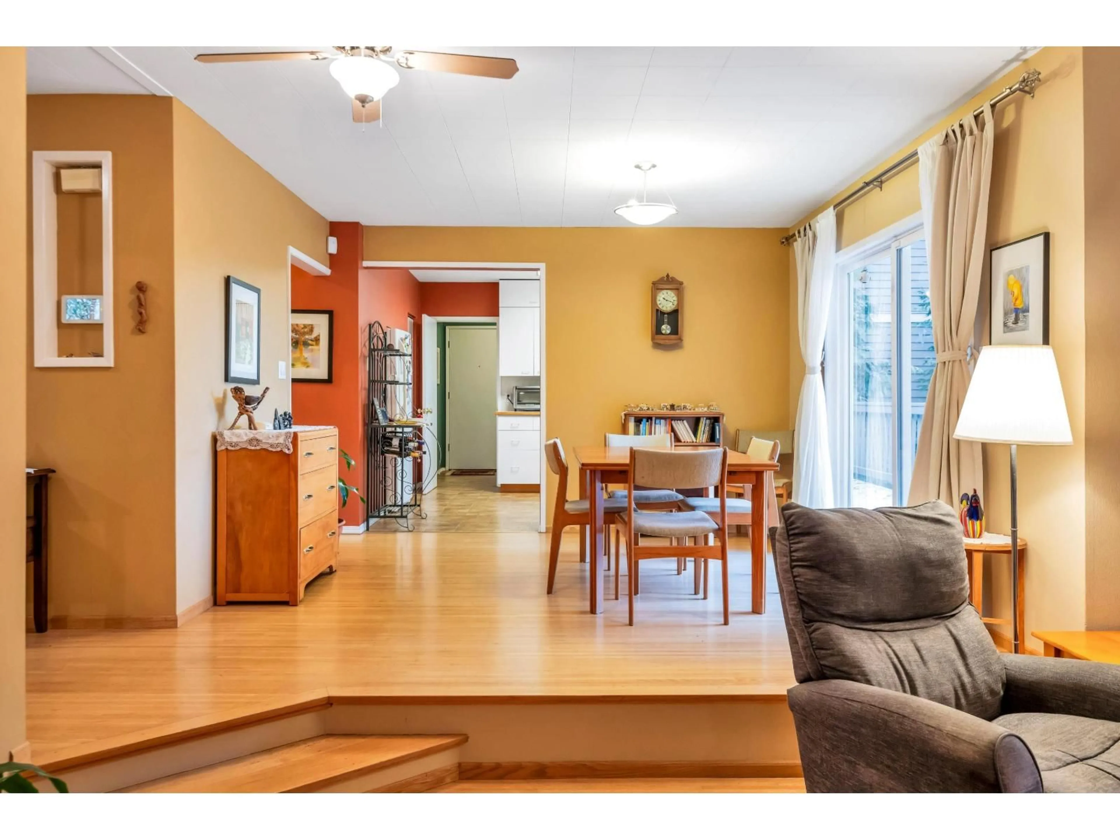 Unknown for 1320 KENT STREET, White Rock British Columbia V4B4T7
