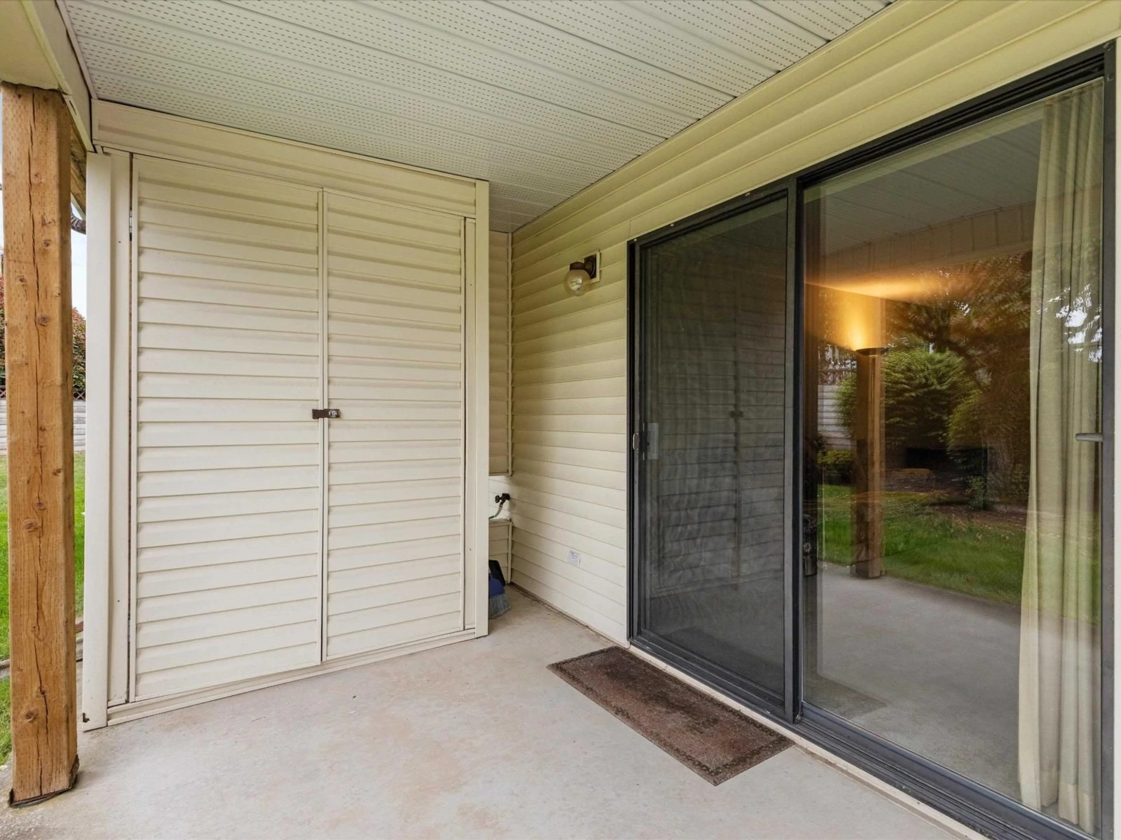 Unknown for 2 - 32718 GARIBALDI DRIVE, Abbotsford British Columbia V2T5T6