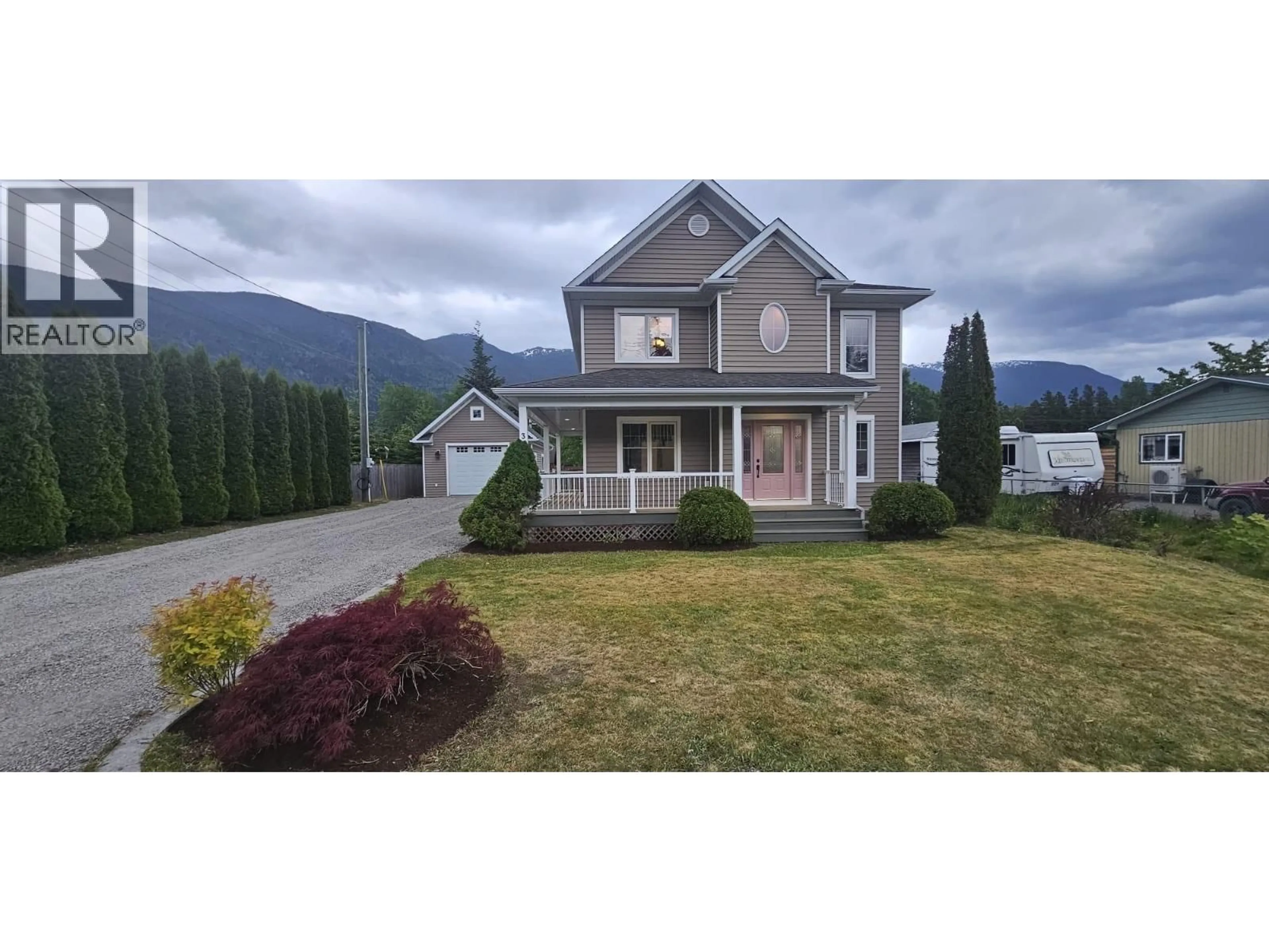 Home with vinyl exterior material, mountain view for 3561 COTTONWOOD CRESCENT, Terrace British Columbia V8G5C4