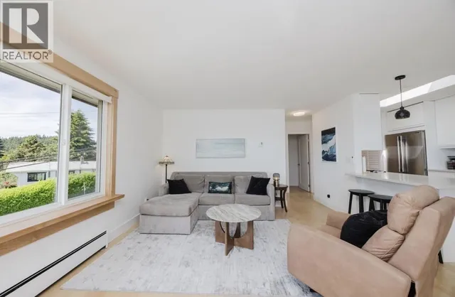 11 - 694 SCHOOL ROAD, Gibsons 3
