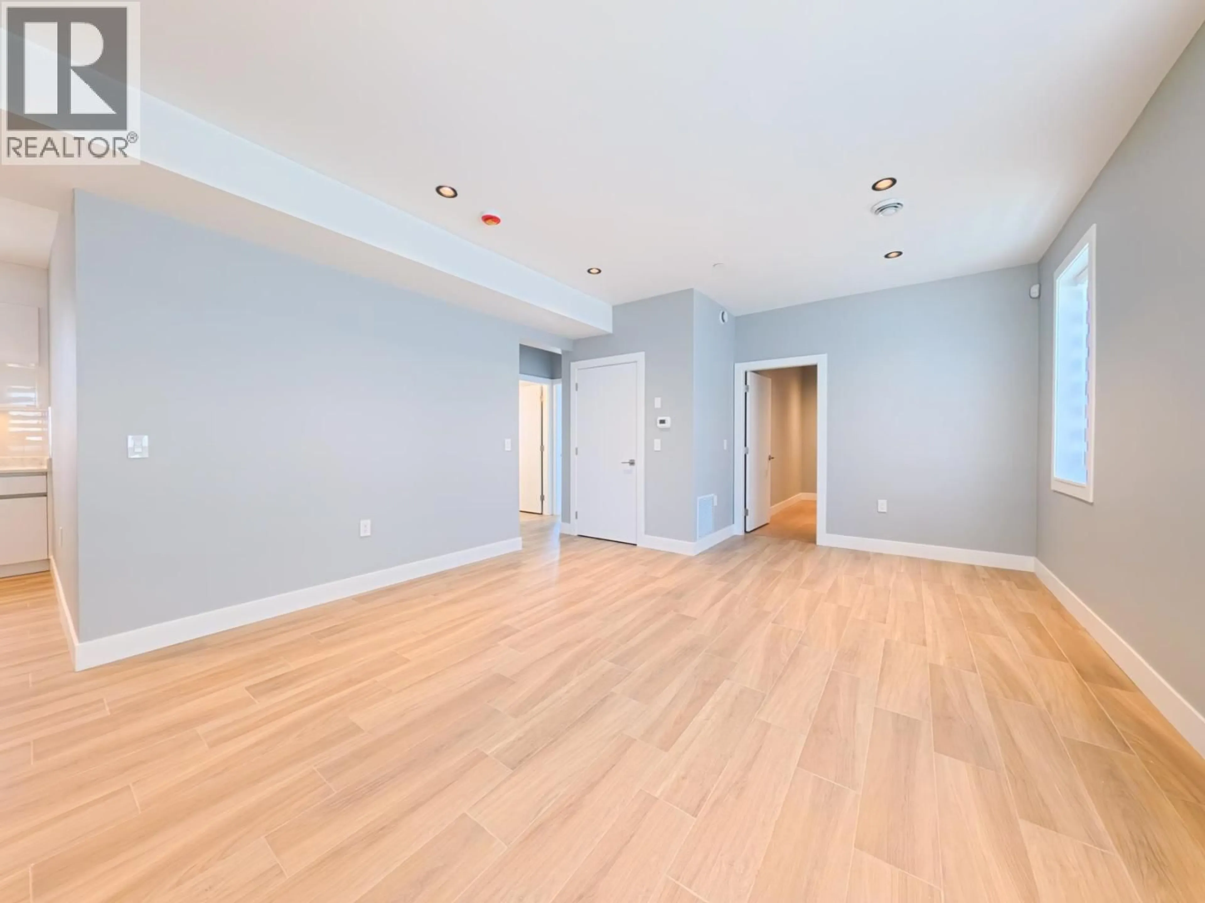 A pic of a room for 1 - 2559 KING EDWARD AVENUE, Vancouver British Columbia V6L1T5