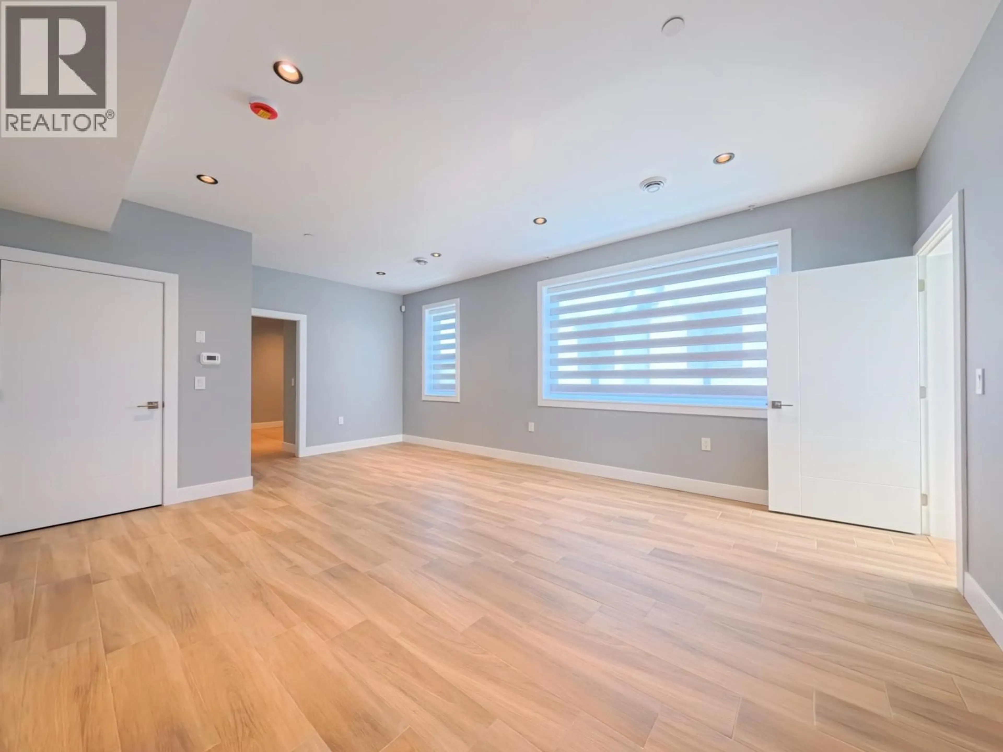A pic of a room for 1 - 2559 KING EDWARD AVENUE, Vancouver British Columbia V6L1T5