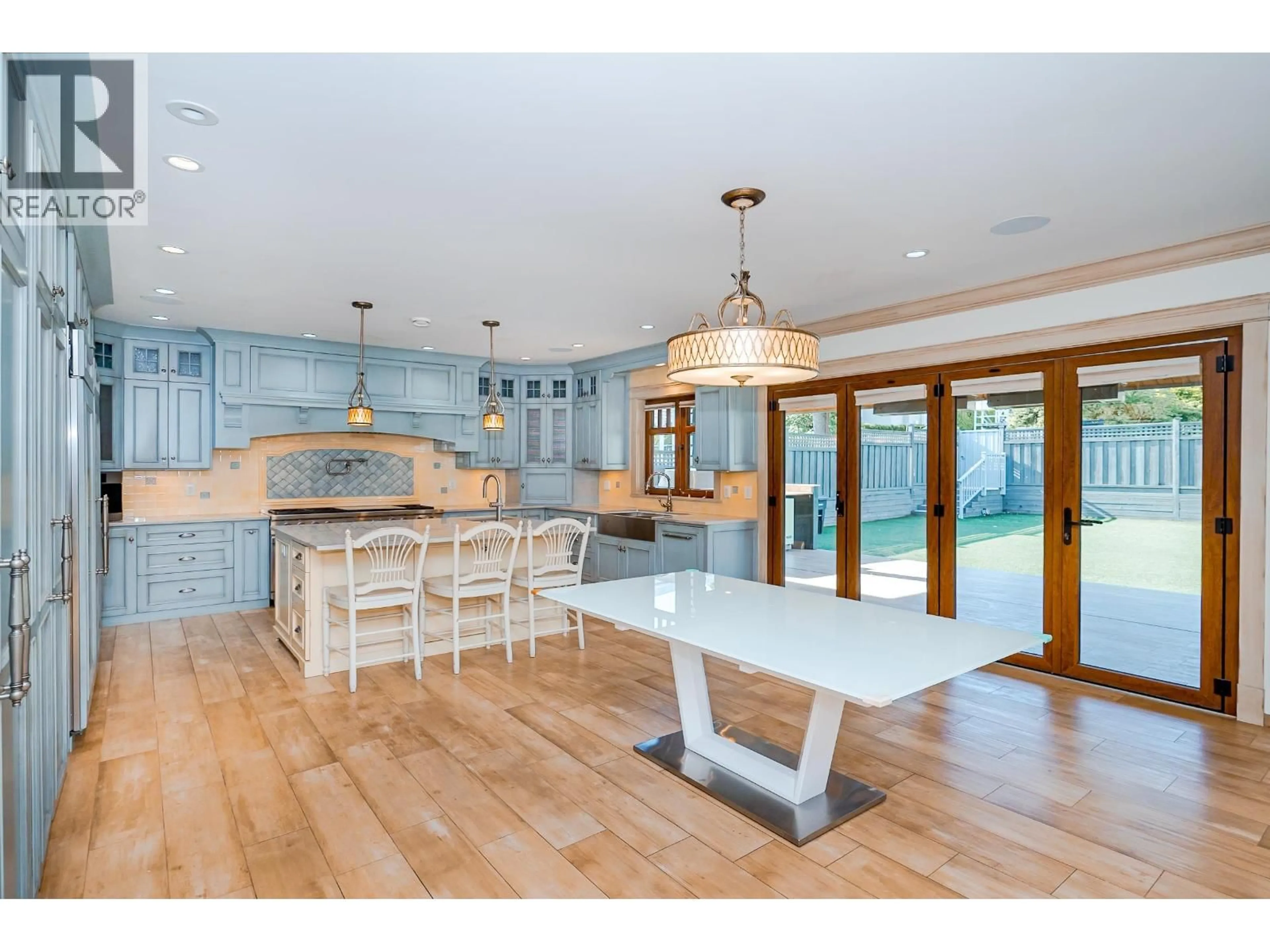 Open concept kitchen, unknown for 5115 GEORGIA STREET, Burnaby British Columbia V5B1V2