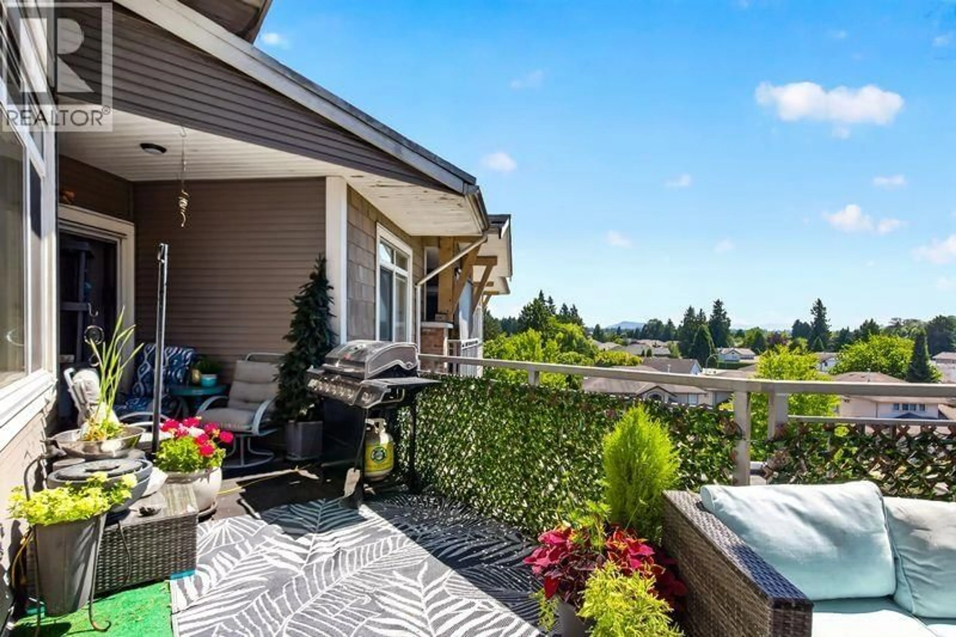 Patio, water/lake/river/ocean view for 410 - 12350 HARRIS ROAD, Pitt Meadows British Columbia V3Y0C5
