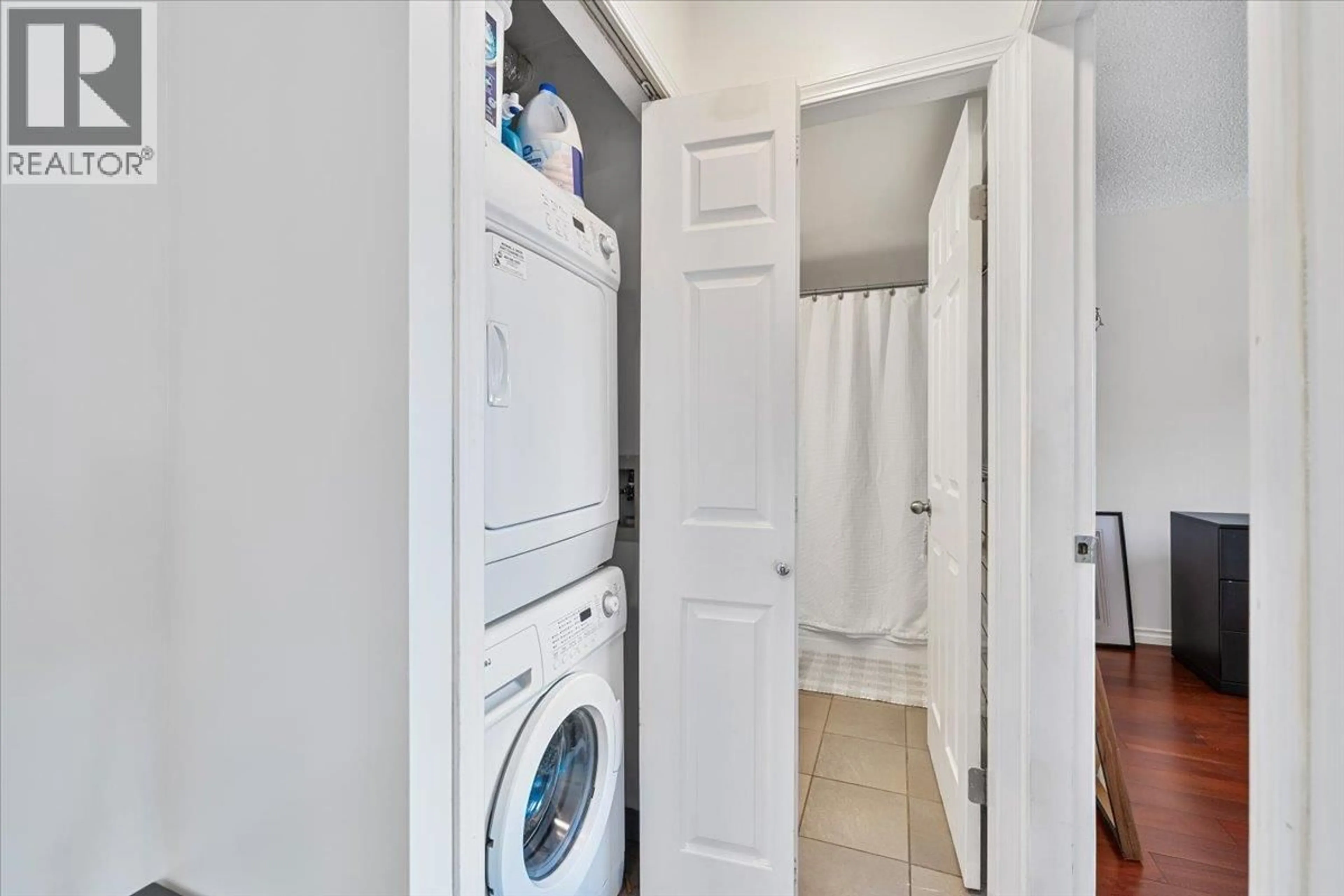 Laundry room for 313 - 12 K DE K COURT, New Westminster British Columbia V3M6C5