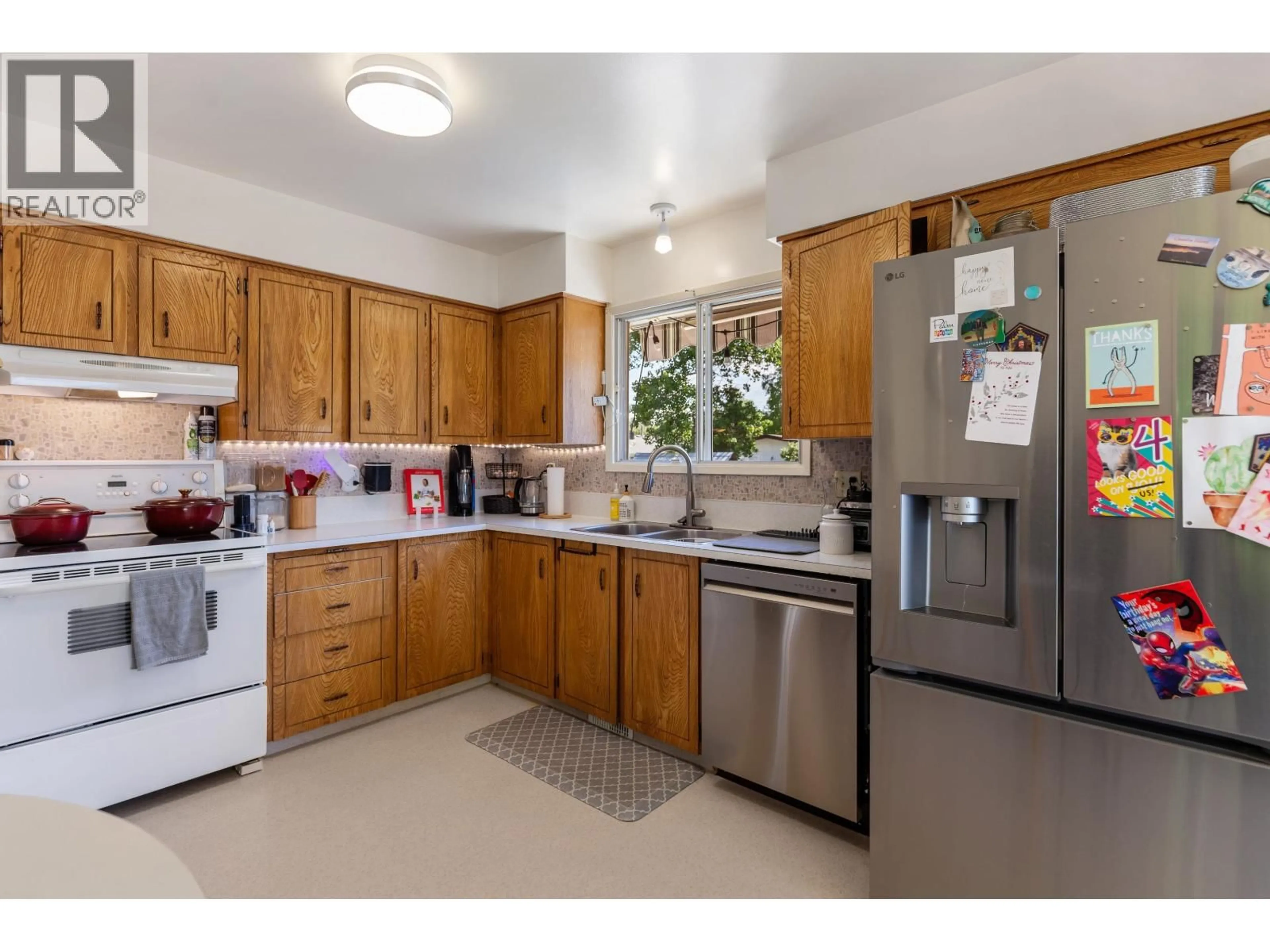 Standard kitchen, unknown for 7890 PIEDMONT CRESCENT, Prince George British Columbia V2N3H9