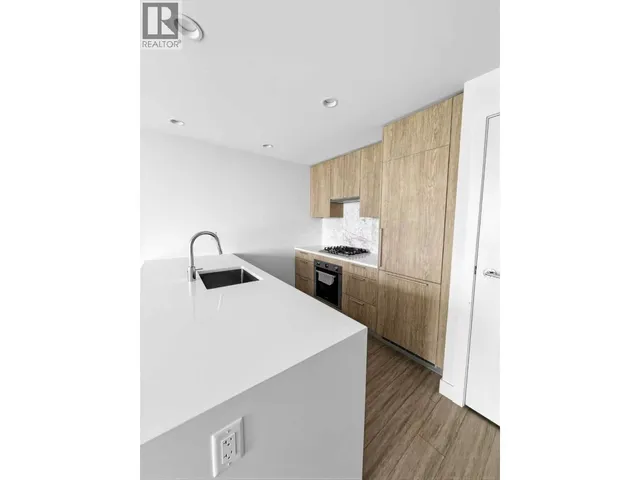 2404 - 6398 SILVER AVENUE, Burnaby 3
