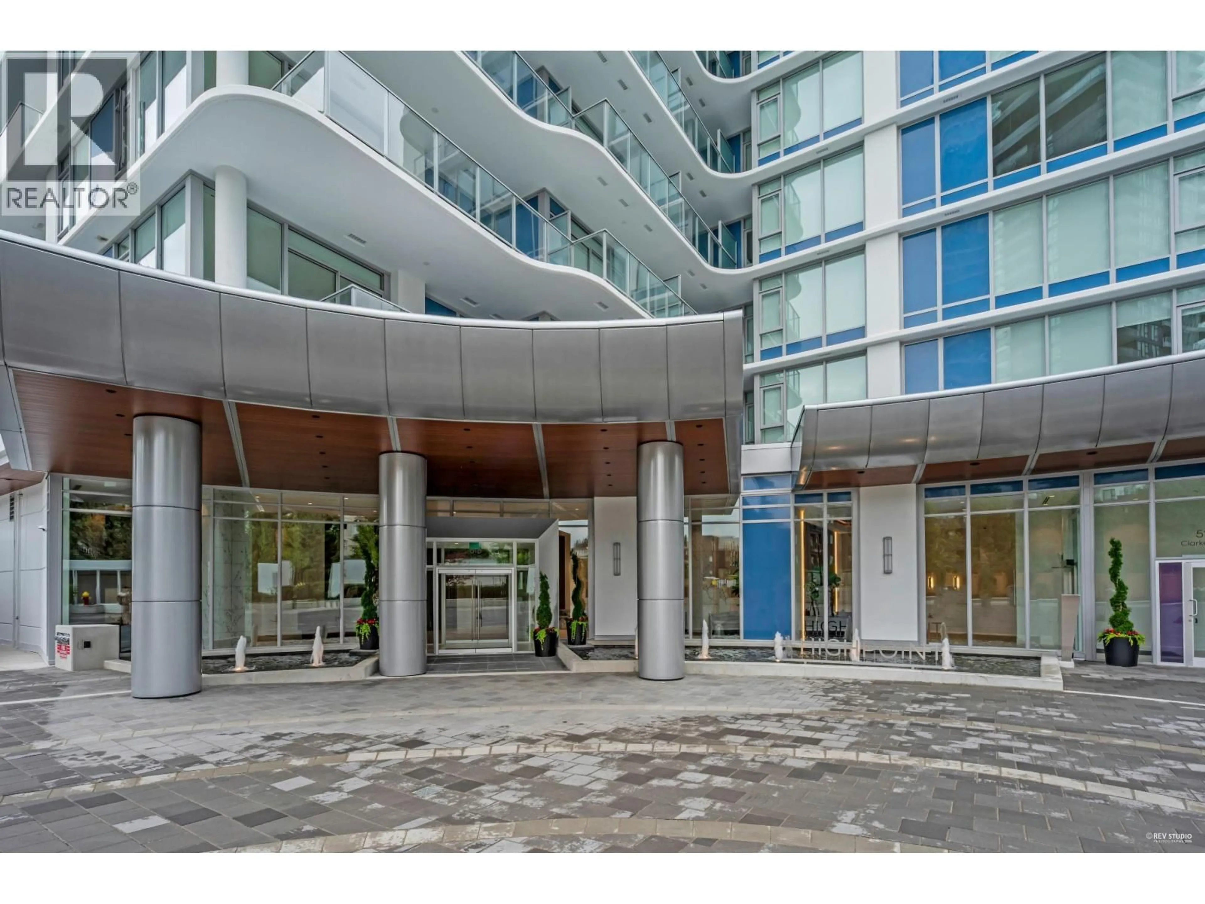 Indoor foyer for 1304 - 518 CLARKE ROAD, Coquitlam British Columbia V3J0S7