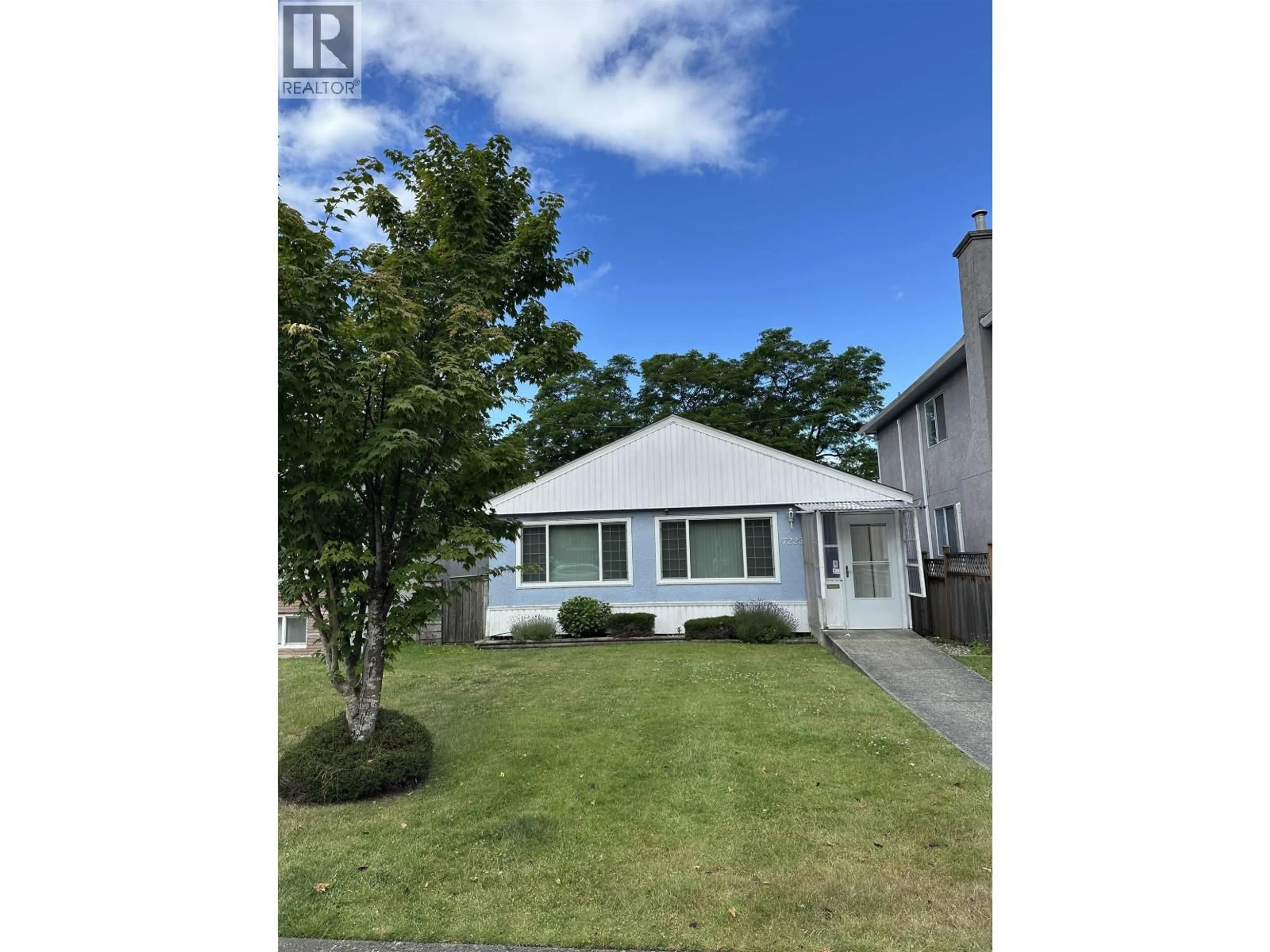 A pic from outside/outdoor area/front of a property/back of a property/a pic from drone, street for 7223 GLADSTONE STREET, Vancouver British Columbia V5P4G7
