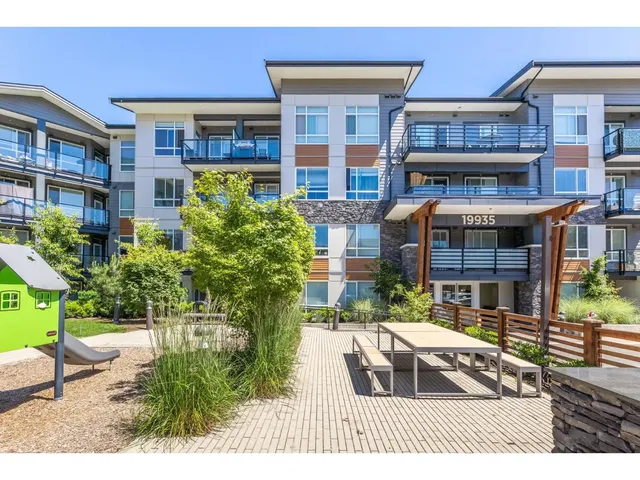 210 - 19935 75A AVENUE, Langley 2
