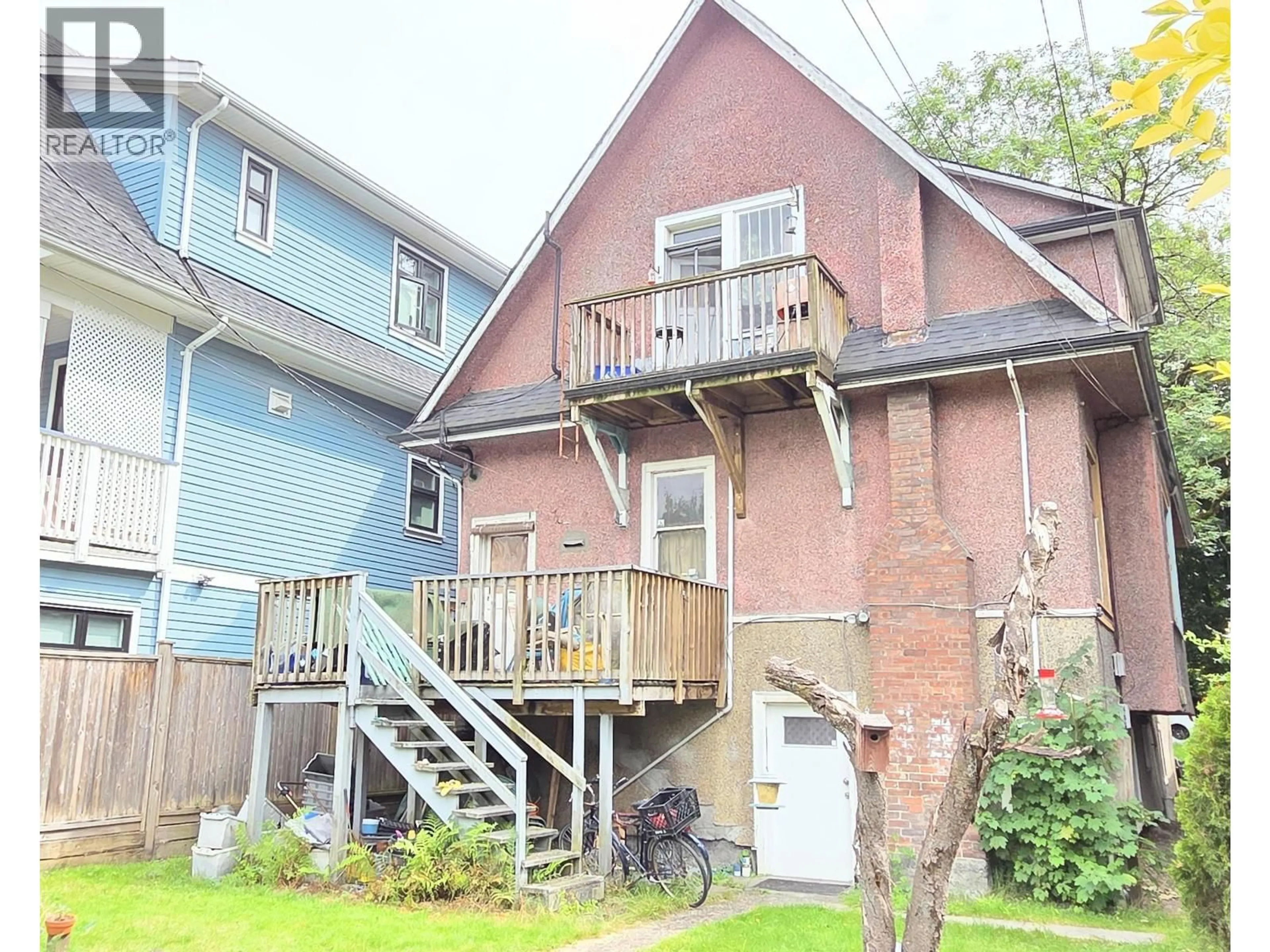 Unknown for 1761 WILLIAM STREET, Vancouver British Columbia V5L2R5