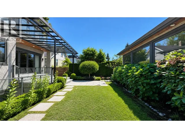 4632 11TH AVENUE, Vancouver 4