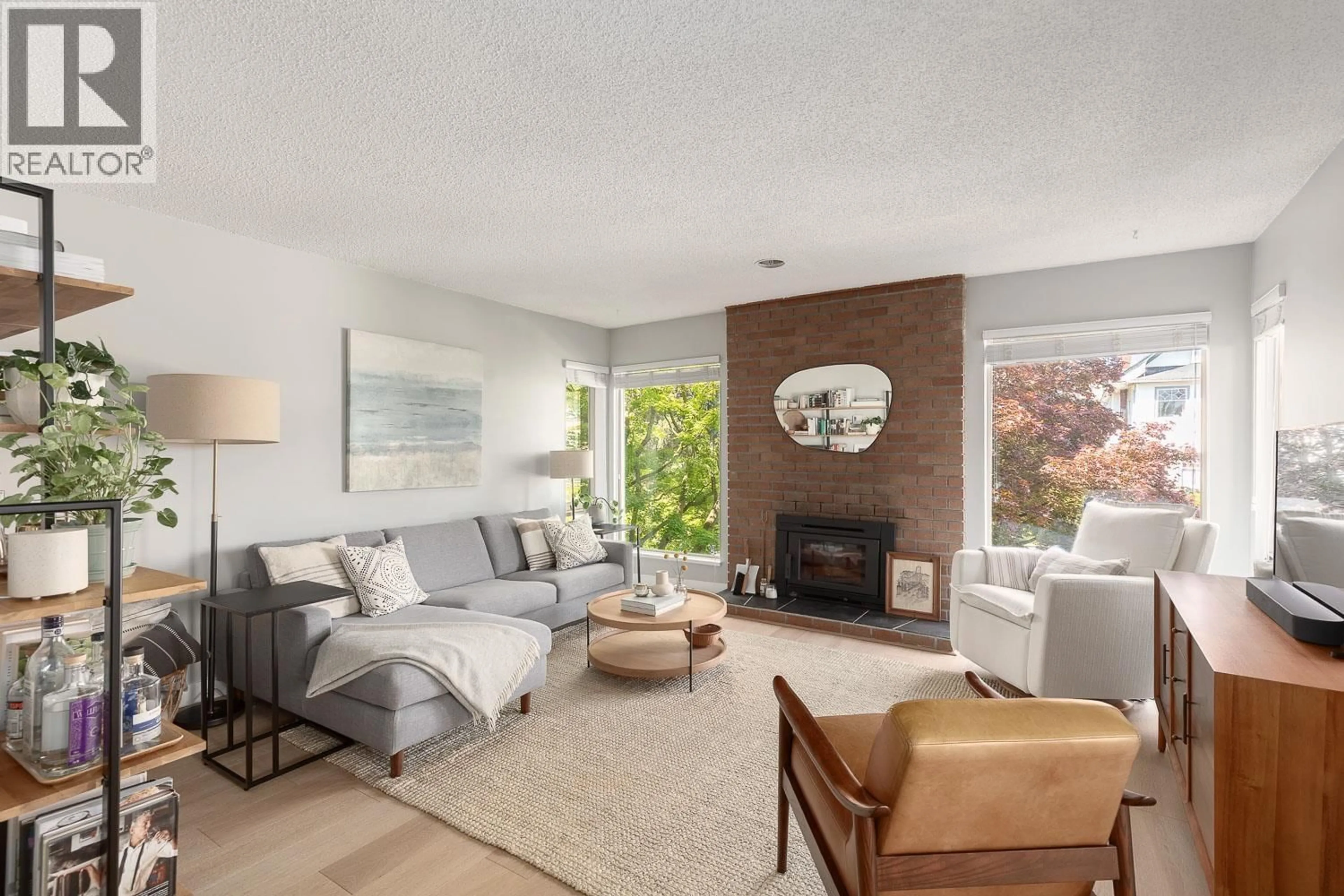 Living room with furniture, unknown for 206 - 1260 10TH AVENUE, Vancouver British Columbia V6H1J3