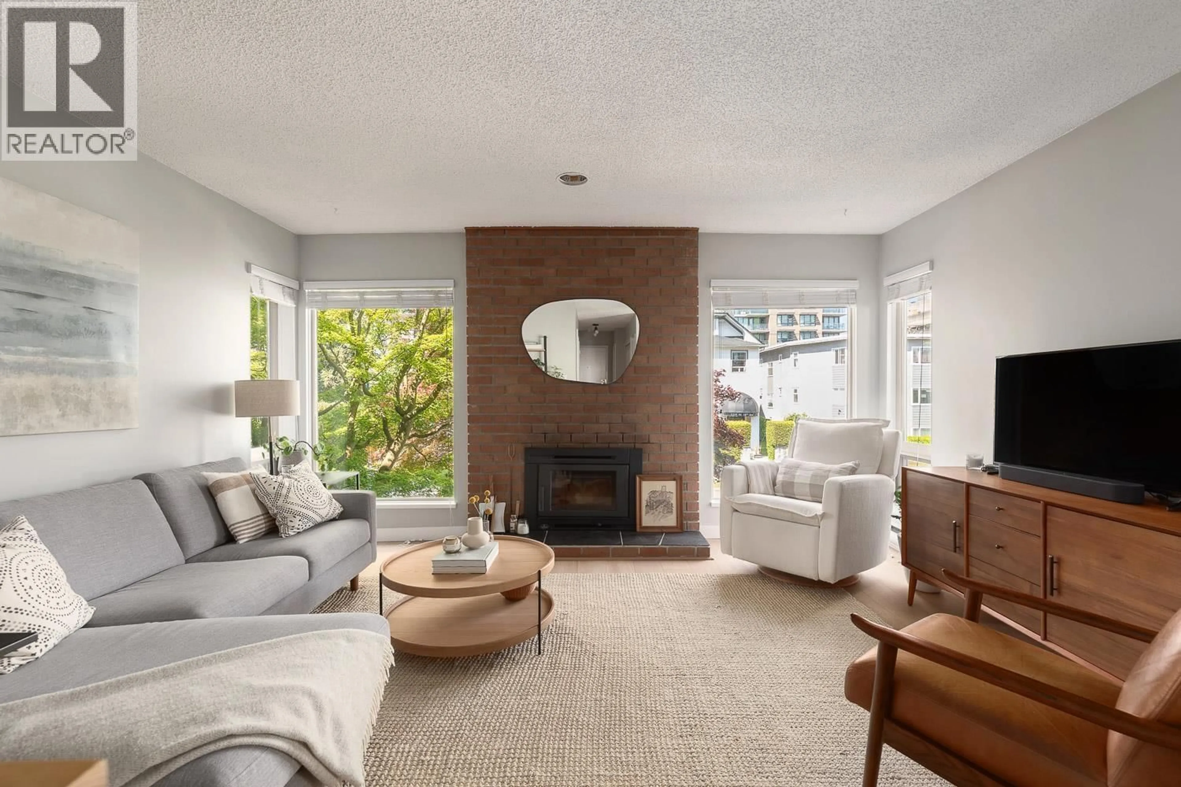 Living room with furniture, unknown for 206 - 1260 10TH AVENUE, Vancouver British Columbia V6H1J3