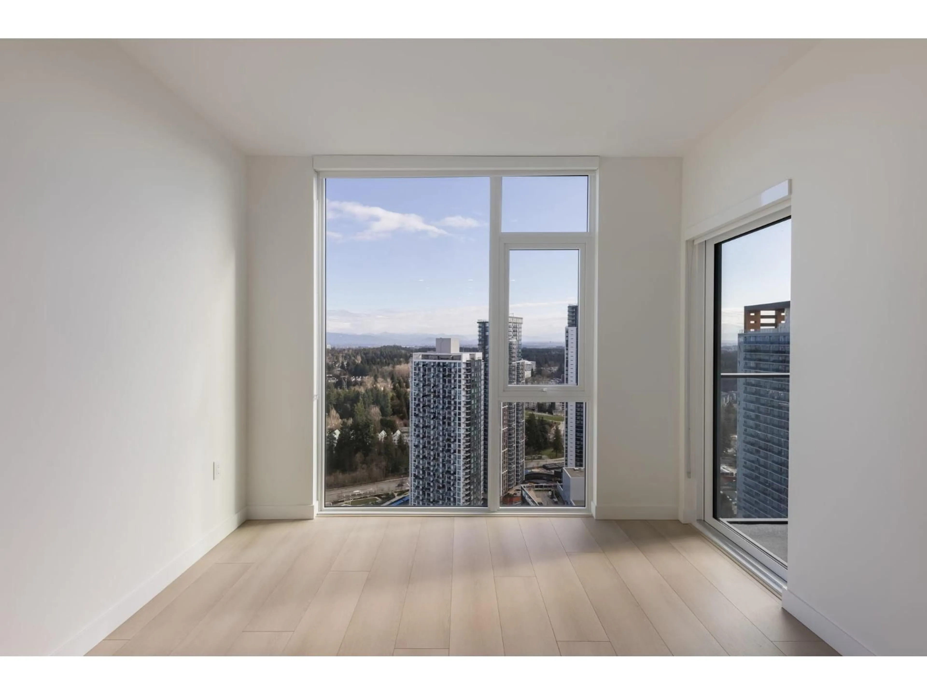 A pic of a room for 2702 - 13573 98A AVENUE, Surrey British Columbia V3T0X1