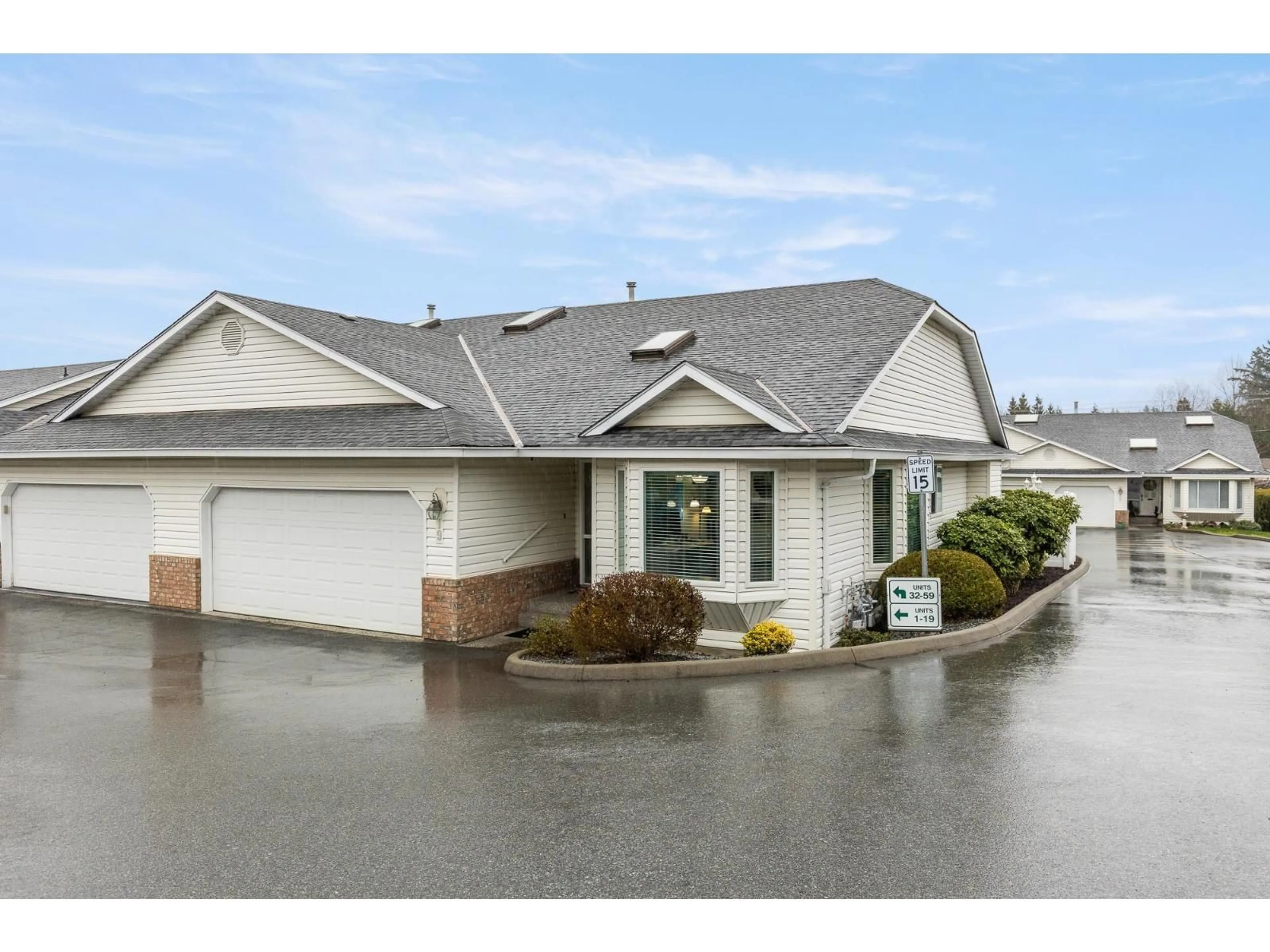 Unknown for 19 - 3054 TRAFALGAR STREET, Abbotsford British Columbia V2S7X6