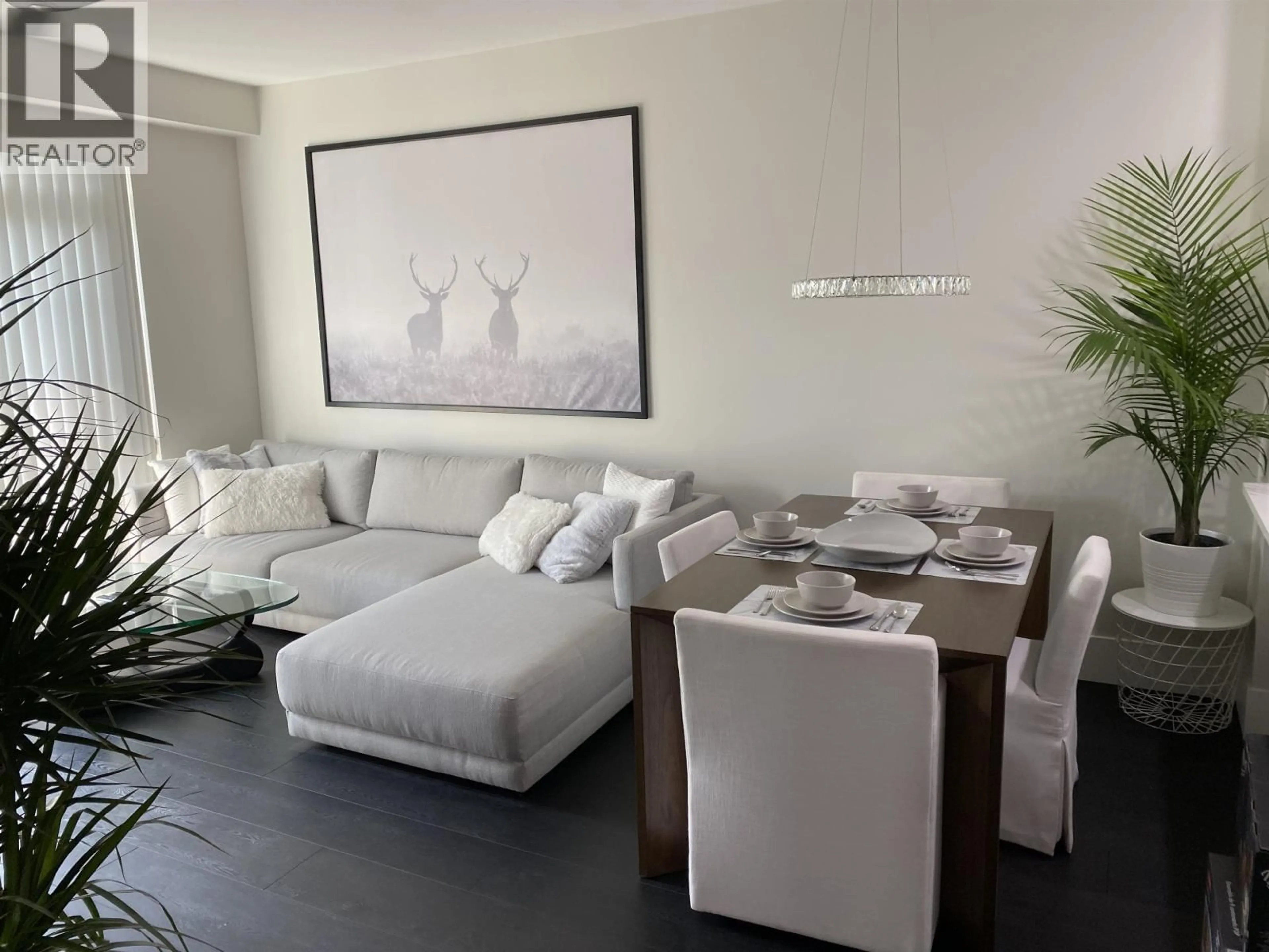 Living room with furniture, unknown for 404 - 5605 HAMPTON PLACE, Vancouver British Columbia V6T2H2