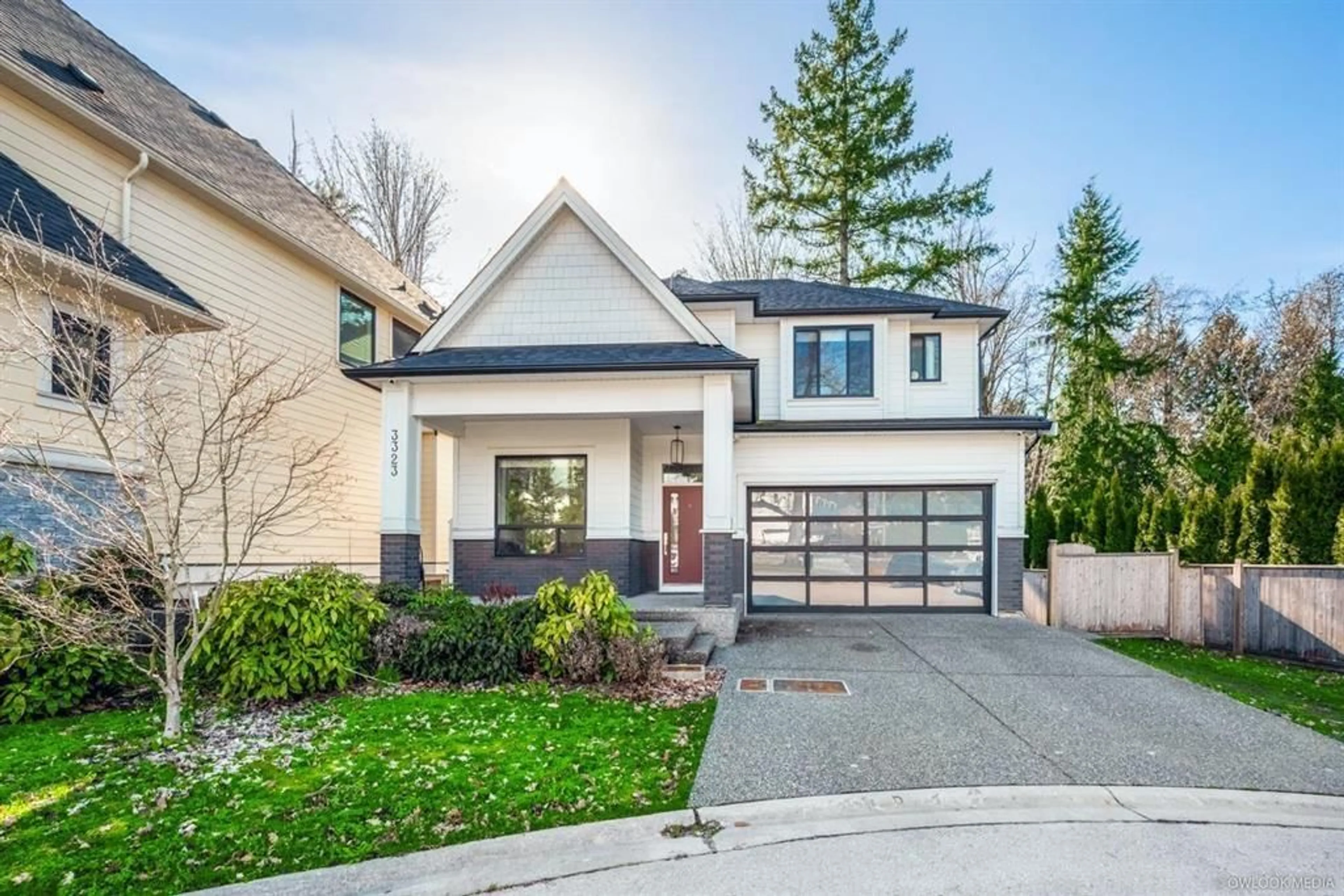 Home with brick exterior material, street for 3323 147 STREET, Surrey British Columbia V4P1Z8