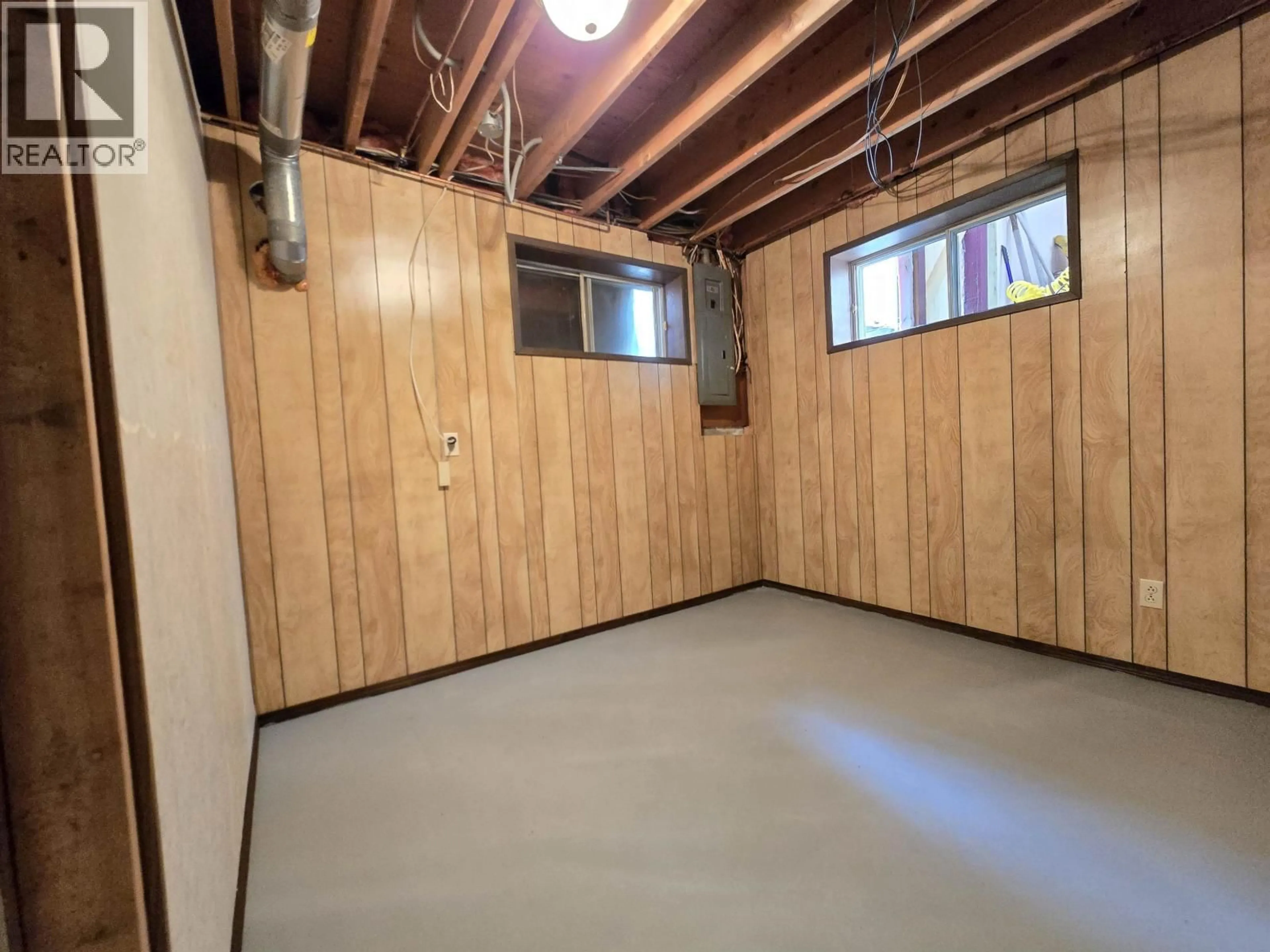 A pic of a room for 1355 7TH AVENUE, Valemount British Columbia V0E2Z0