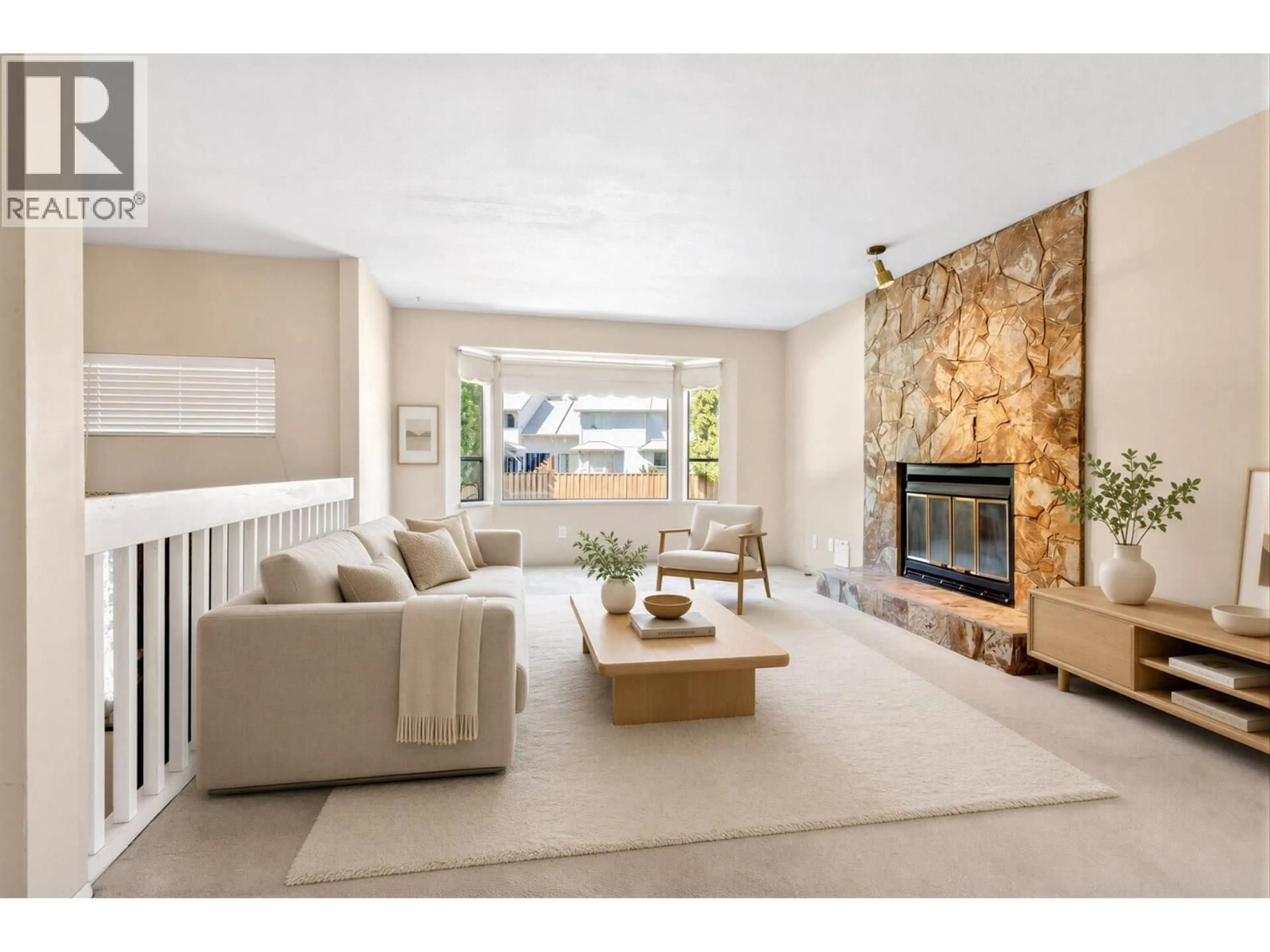 Living room with furniture, unknown for 1175 FALCON DRIVE, Coquitlam British Columbia V3E2C2