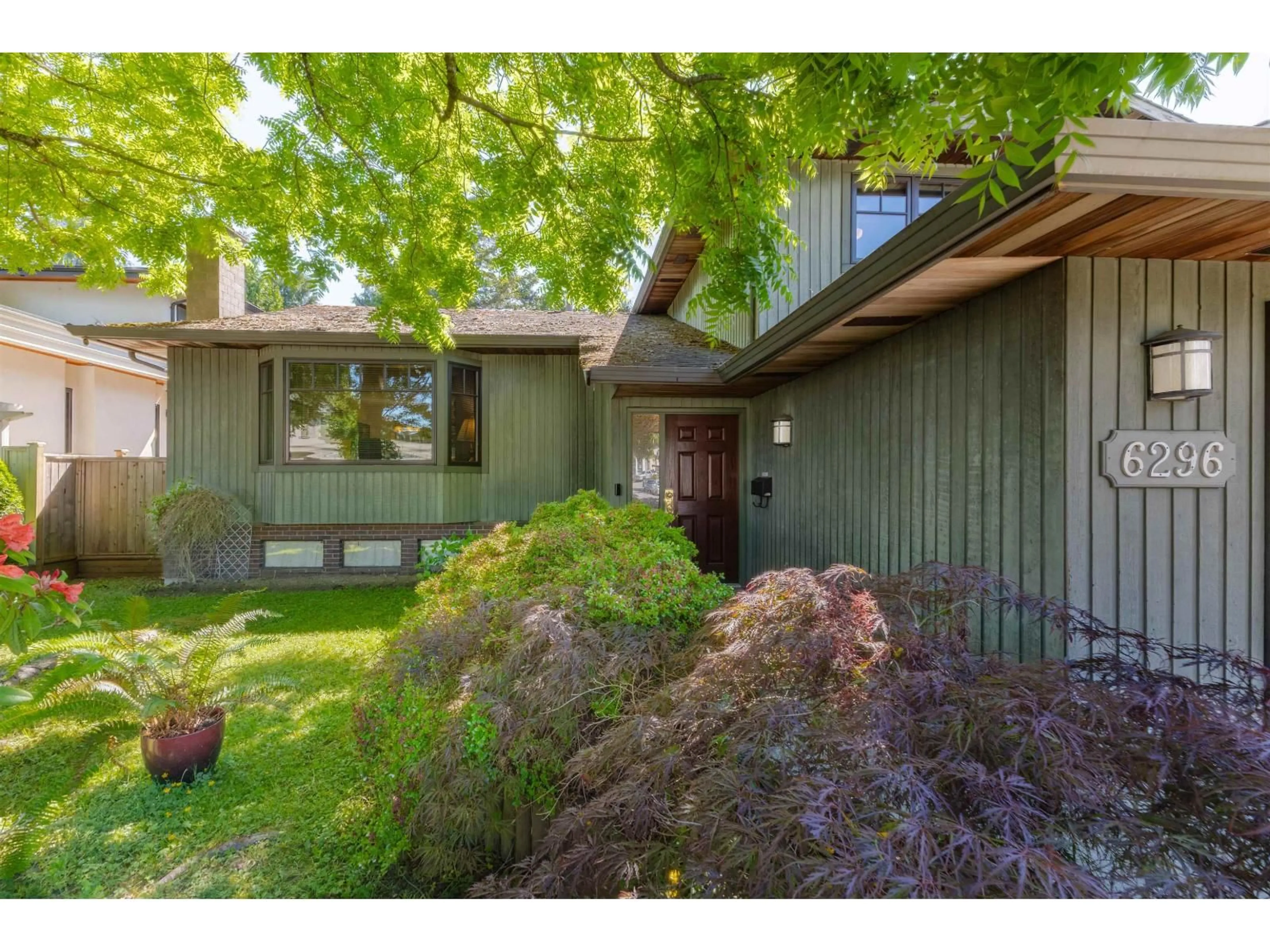 Unknown for 6296 130B STREET, Surrey British Columbia V3X1R4