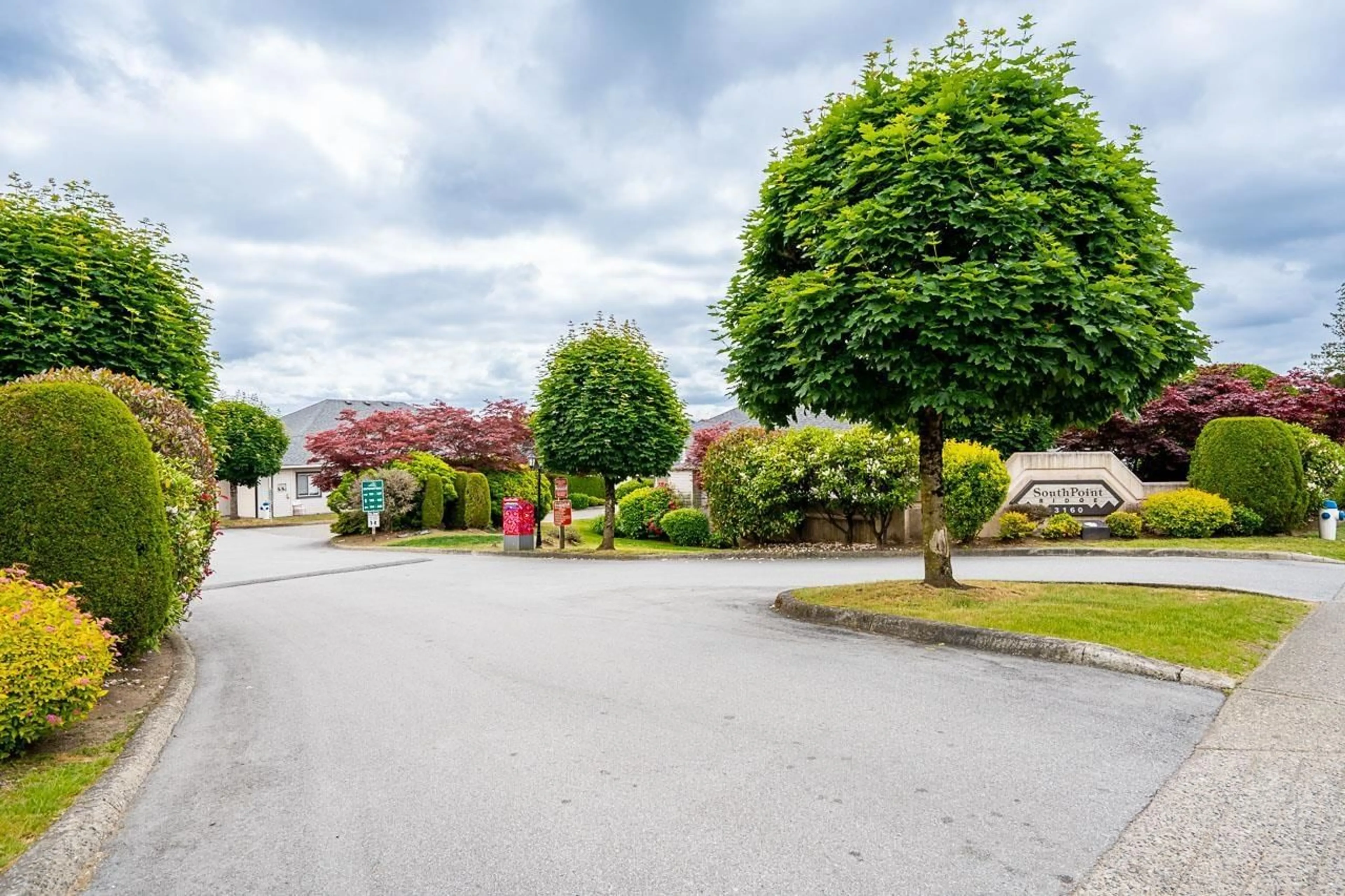 A pic from outside/outdoor area/front of a property/back of a property/a pic from drone, street for 142 - 3160 TOWNLINE ROAD, Abbotsford British Columbia V2T5P4