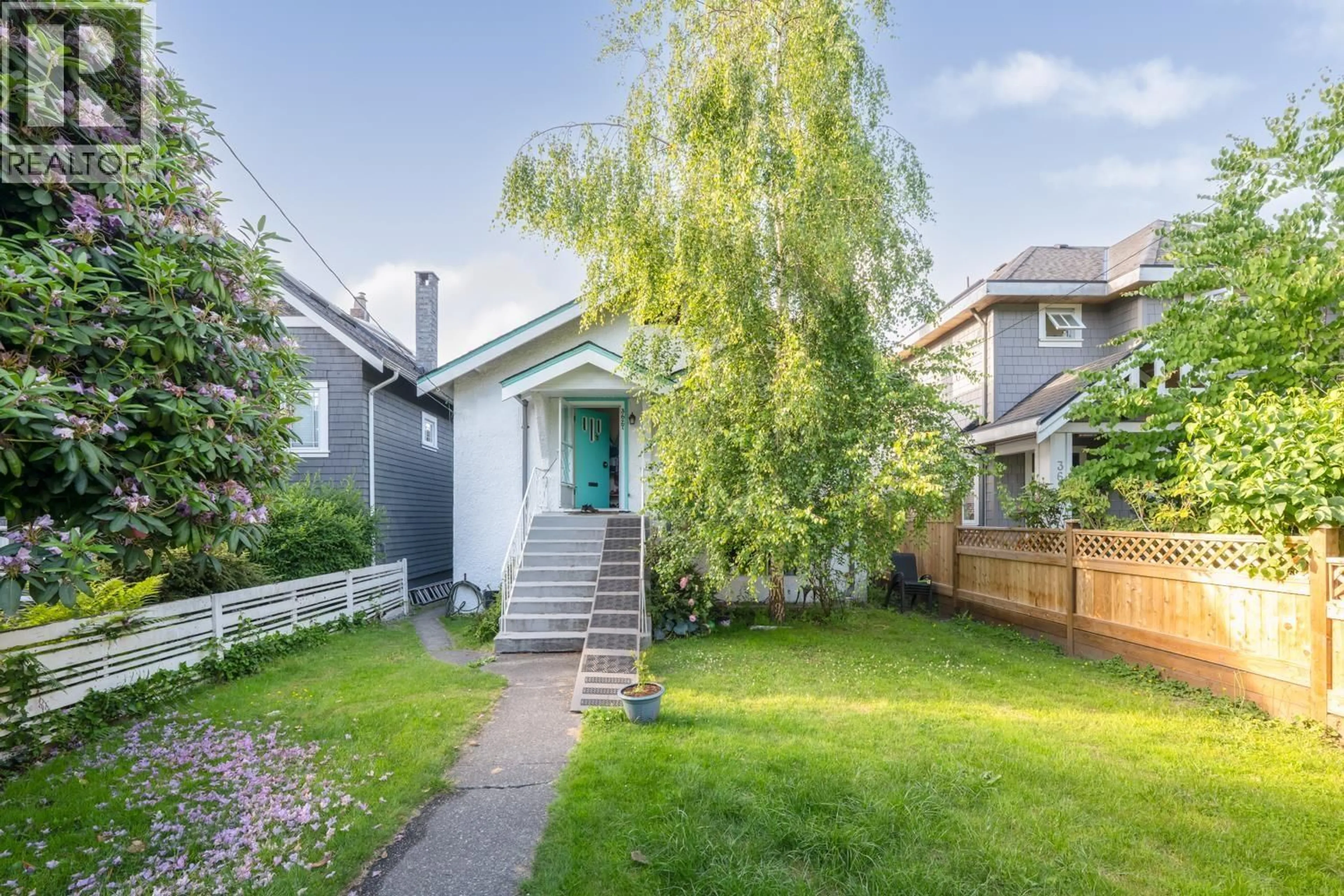 Unknown for 3627 7TH AVENUE, Vancouver British Columbia V6R1W5