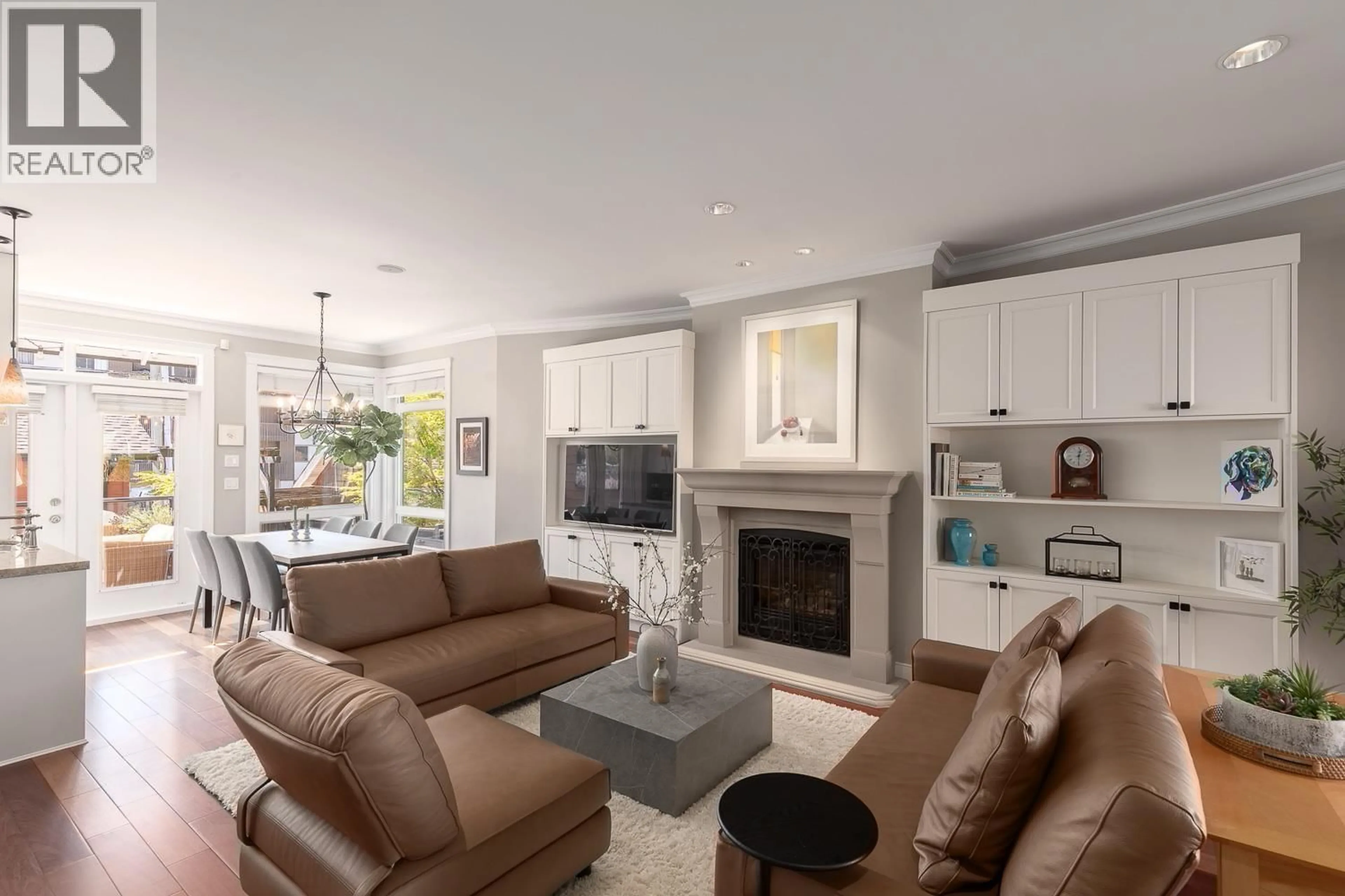 Living room with furniture, unknown for 227 17 STREET, North Vancouver British Columbia V7L2V8