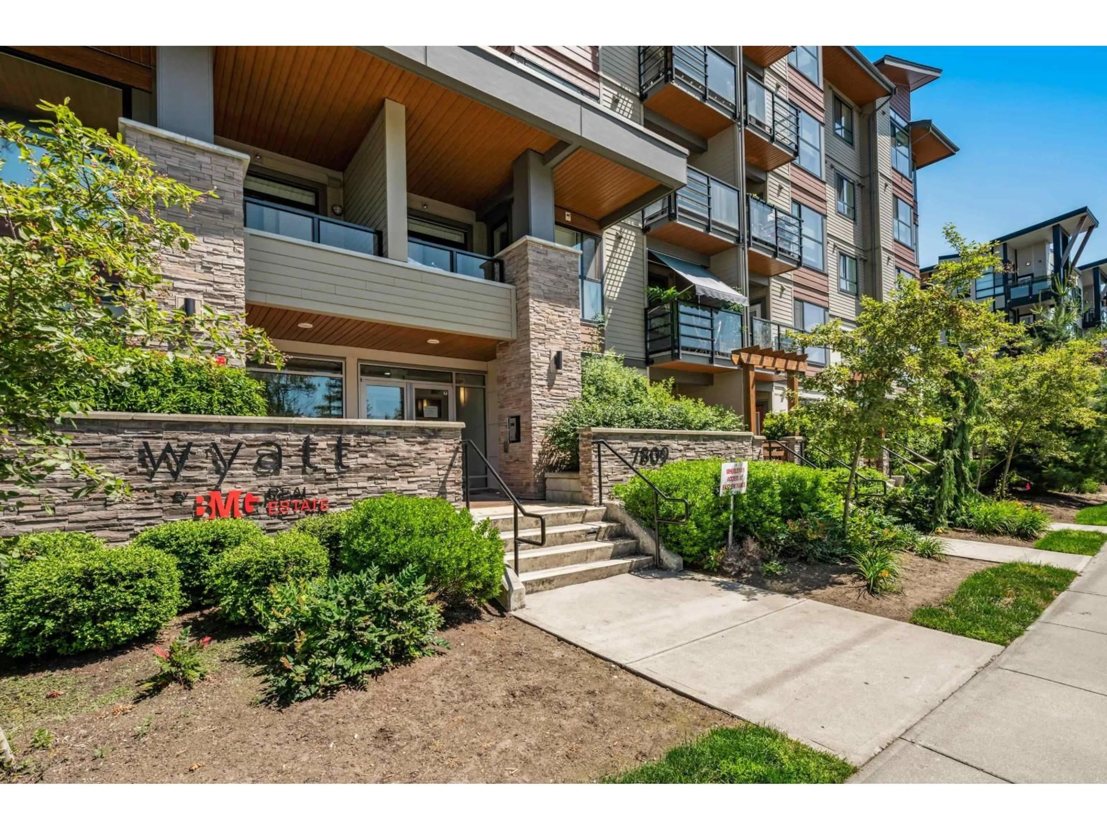 Patio, unknown for 517 - 7809 209 STREET, Langley British Columbia V2Y3N6