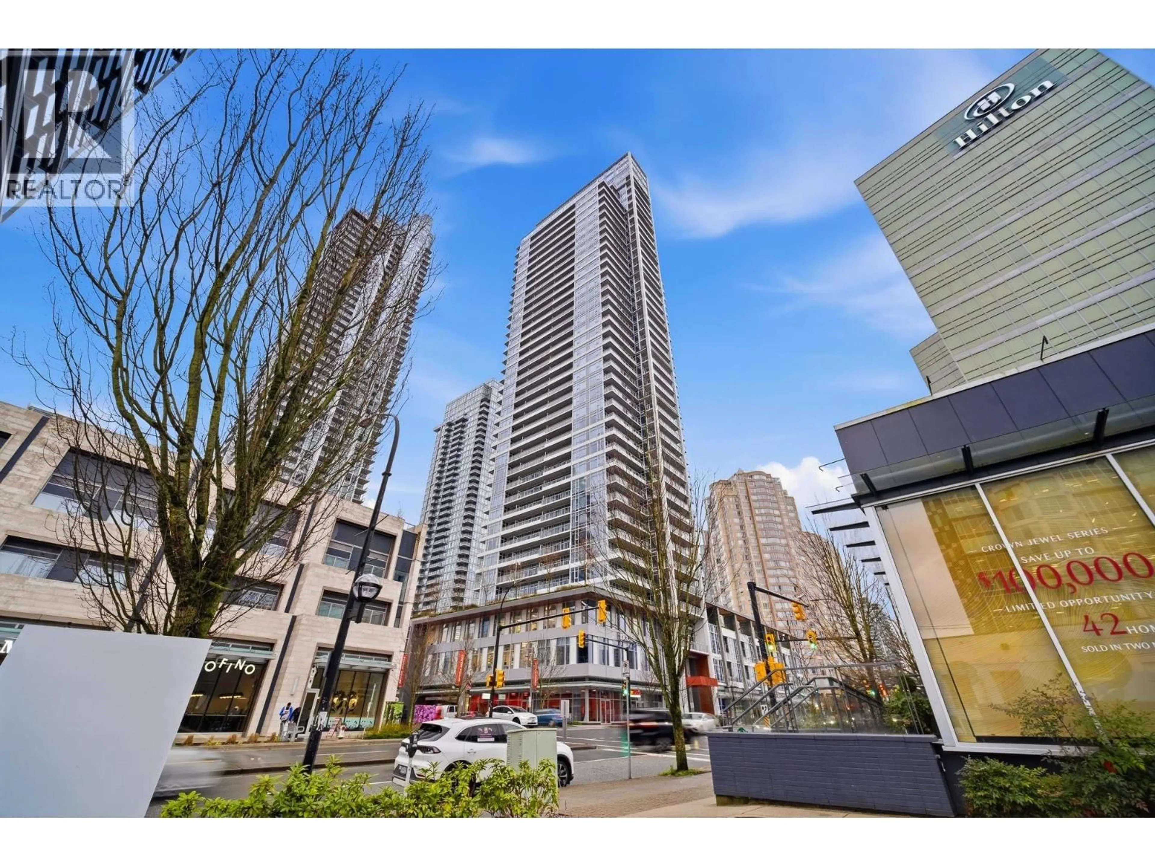 A pic from outside/outdoor area/front of a property/back of a property/a pic from drone, street for 3602 - 6080 MCKAY AVENUE, Burnaby British Columbia V5H0J4