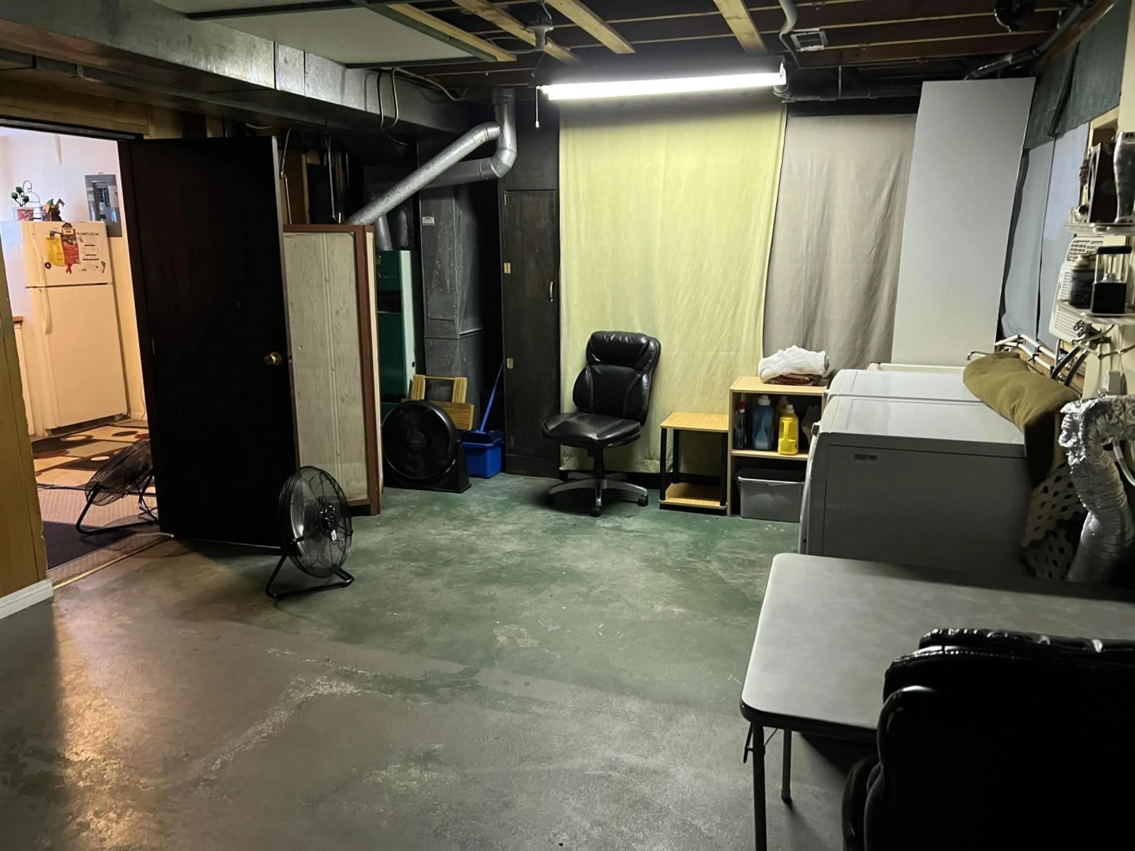A pic of a room for 32173 SCOTT AVENUE, Mission British Columbia V2N1C3