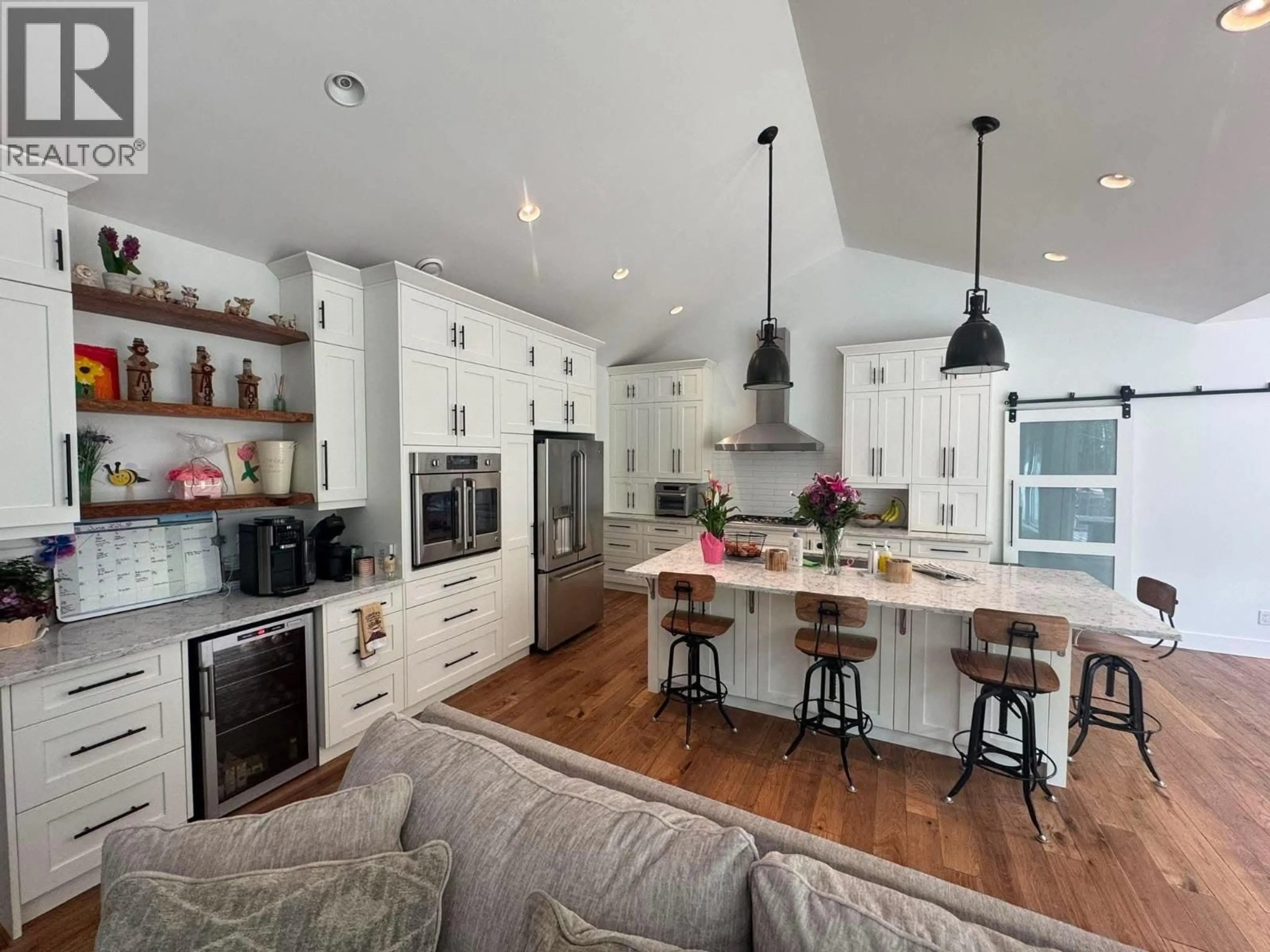 Open concept kitchen, unknown for 110 WESTVIEW ROAD, Prince George British Columbia V2M7C8