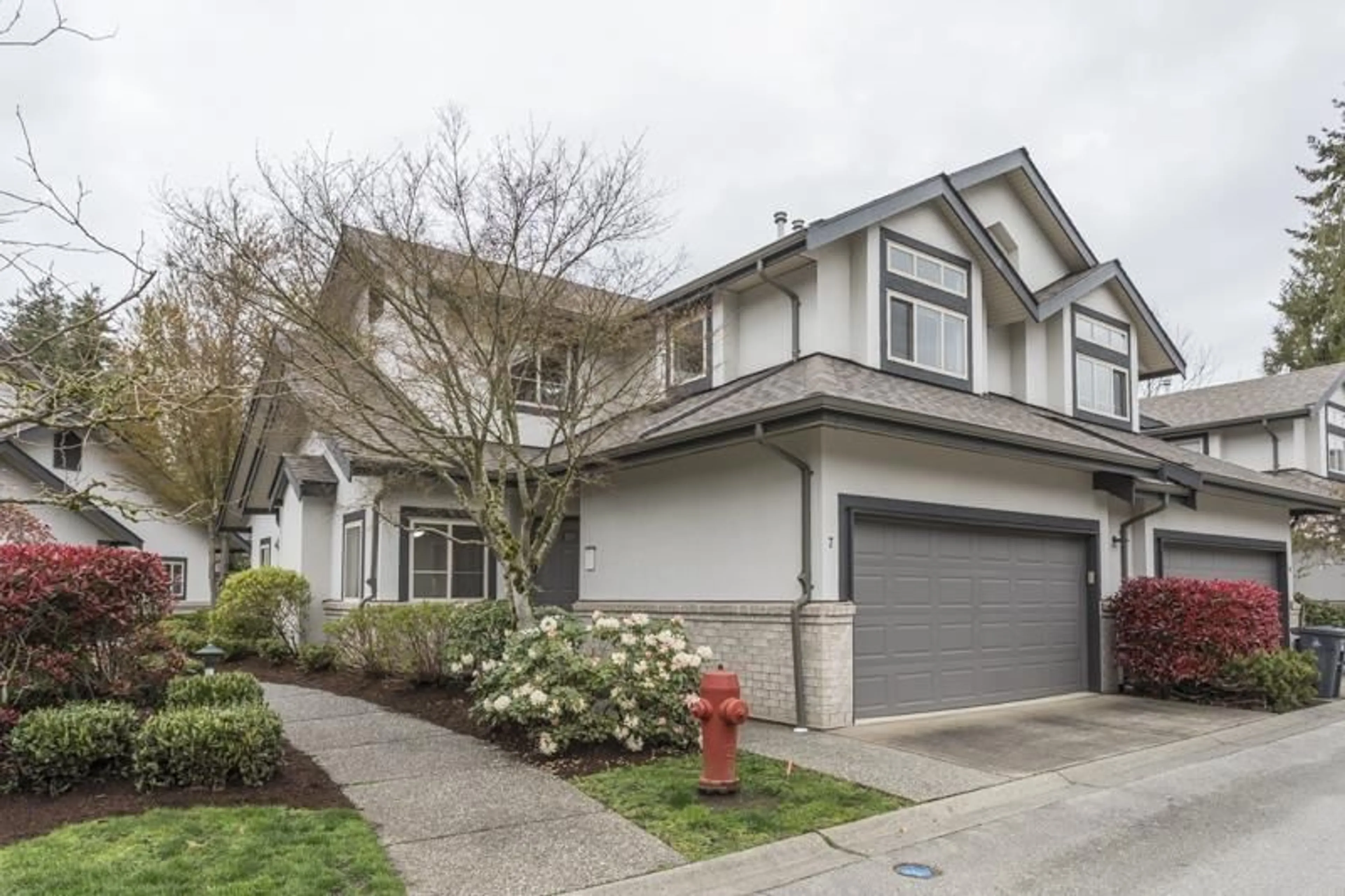 Unknown for 7 - 3387 KING GEORGE BOULEVARD, Surrey British Columbia V4P1B7
