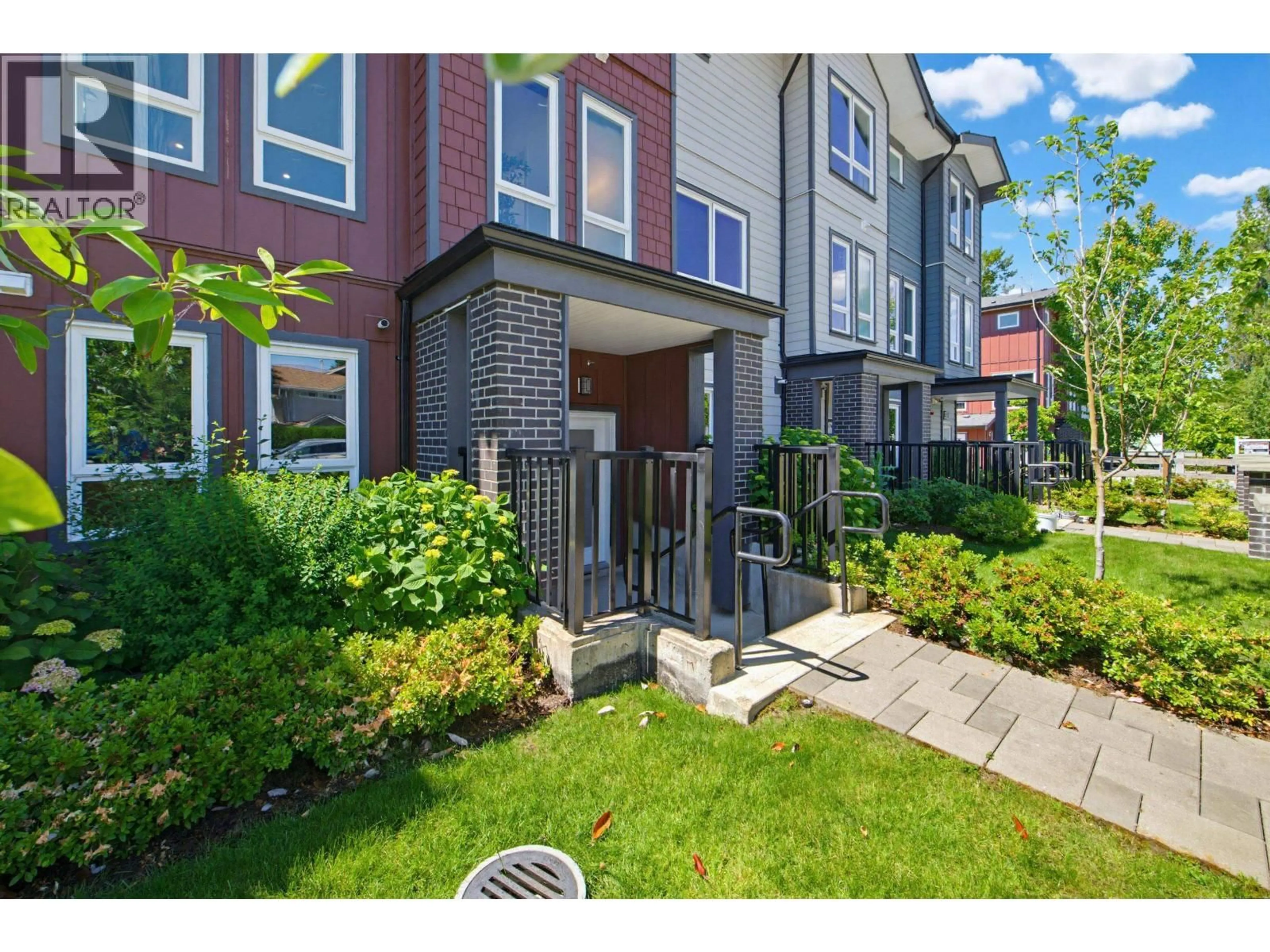 Patio, street for 5 - 11851 232 STREET, Maple Ridge British Columbia V2X6S8