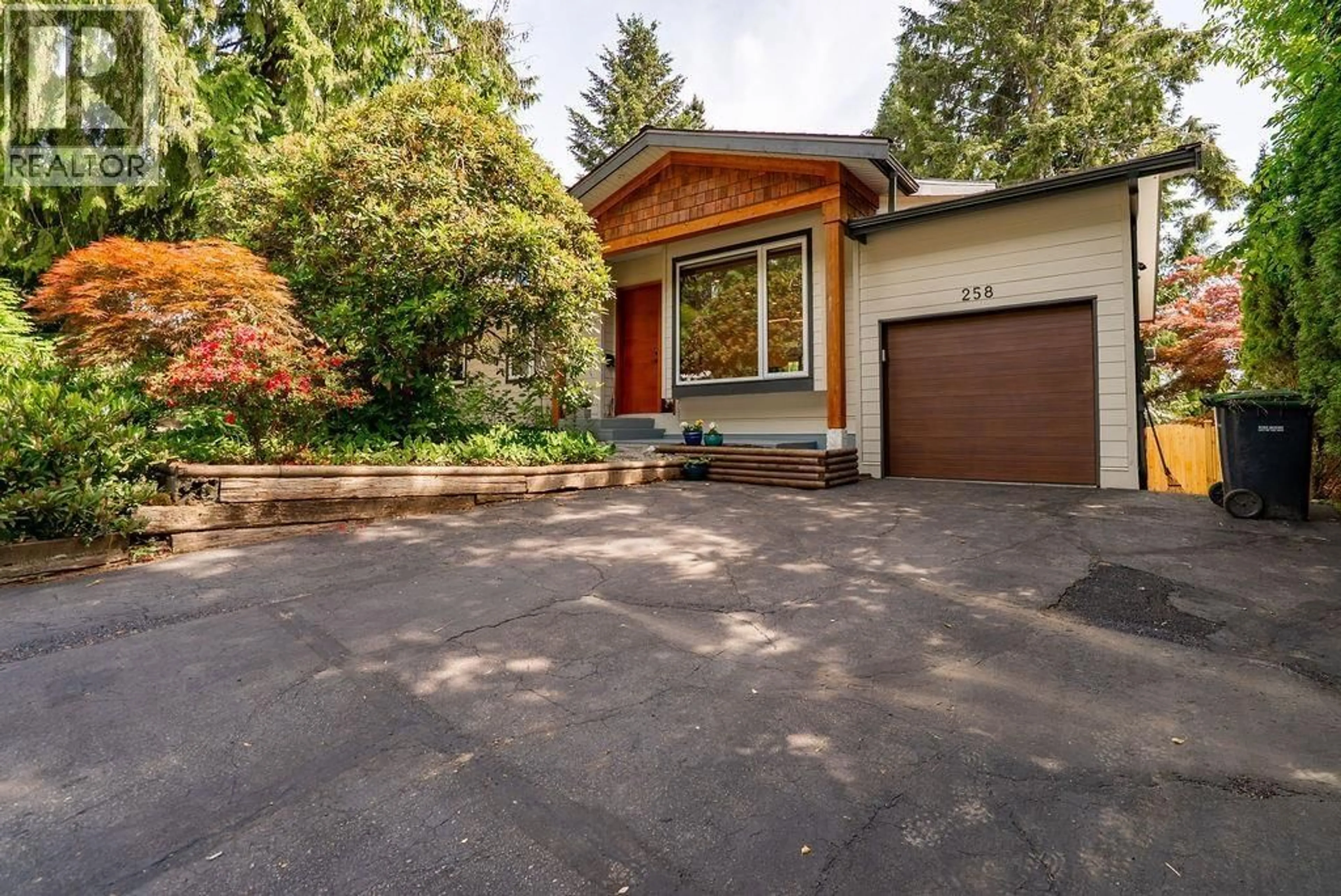 Unknown for 258 APRIL ROAD, Port Moody British Columbia V3H3W1