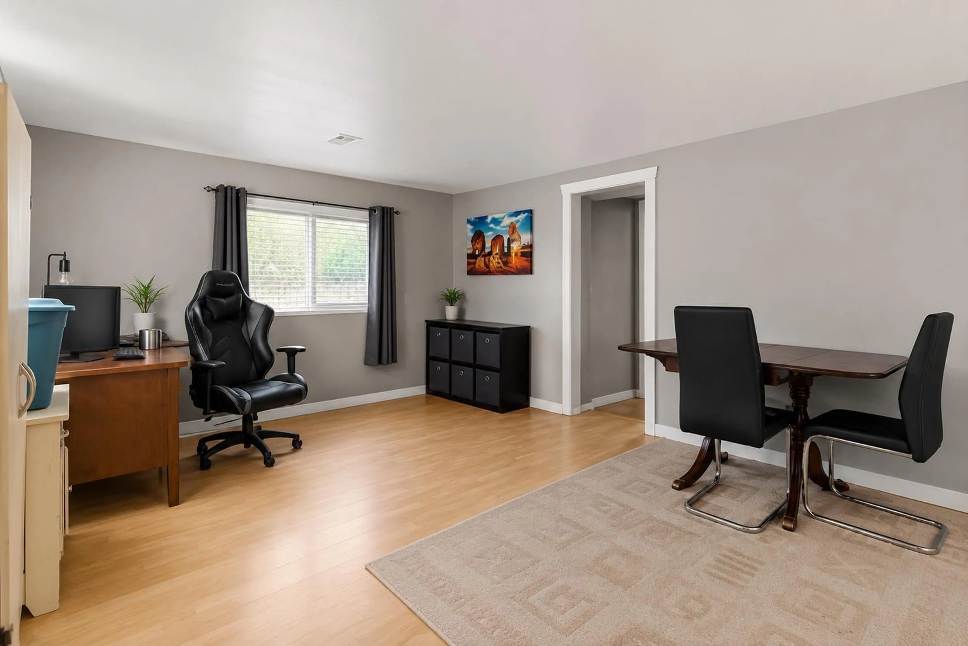 A pic of a room for 6828 144 STREET, Surrey British Columbia V3W5R7