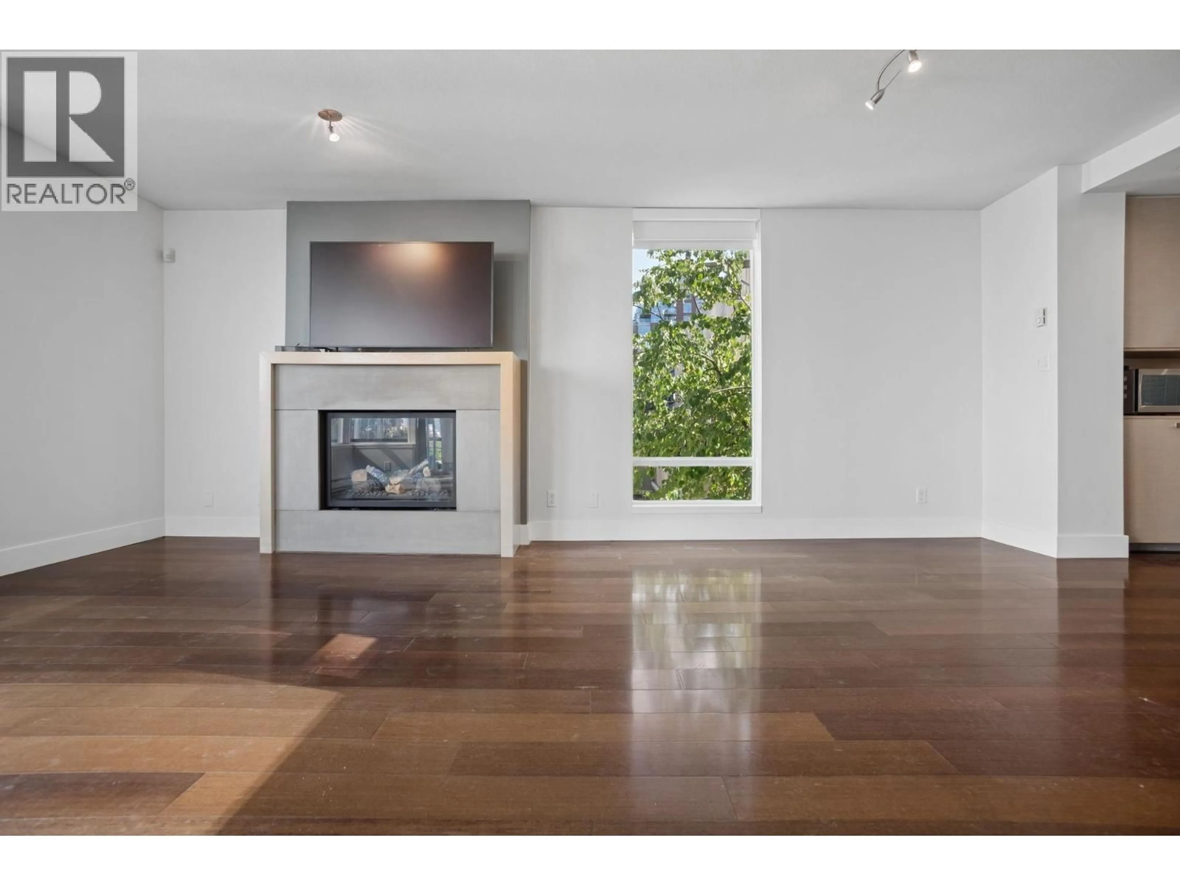 Unknown for 403 - 1530 8TH AVENUE, Vancouver British Columbia V6J5M6