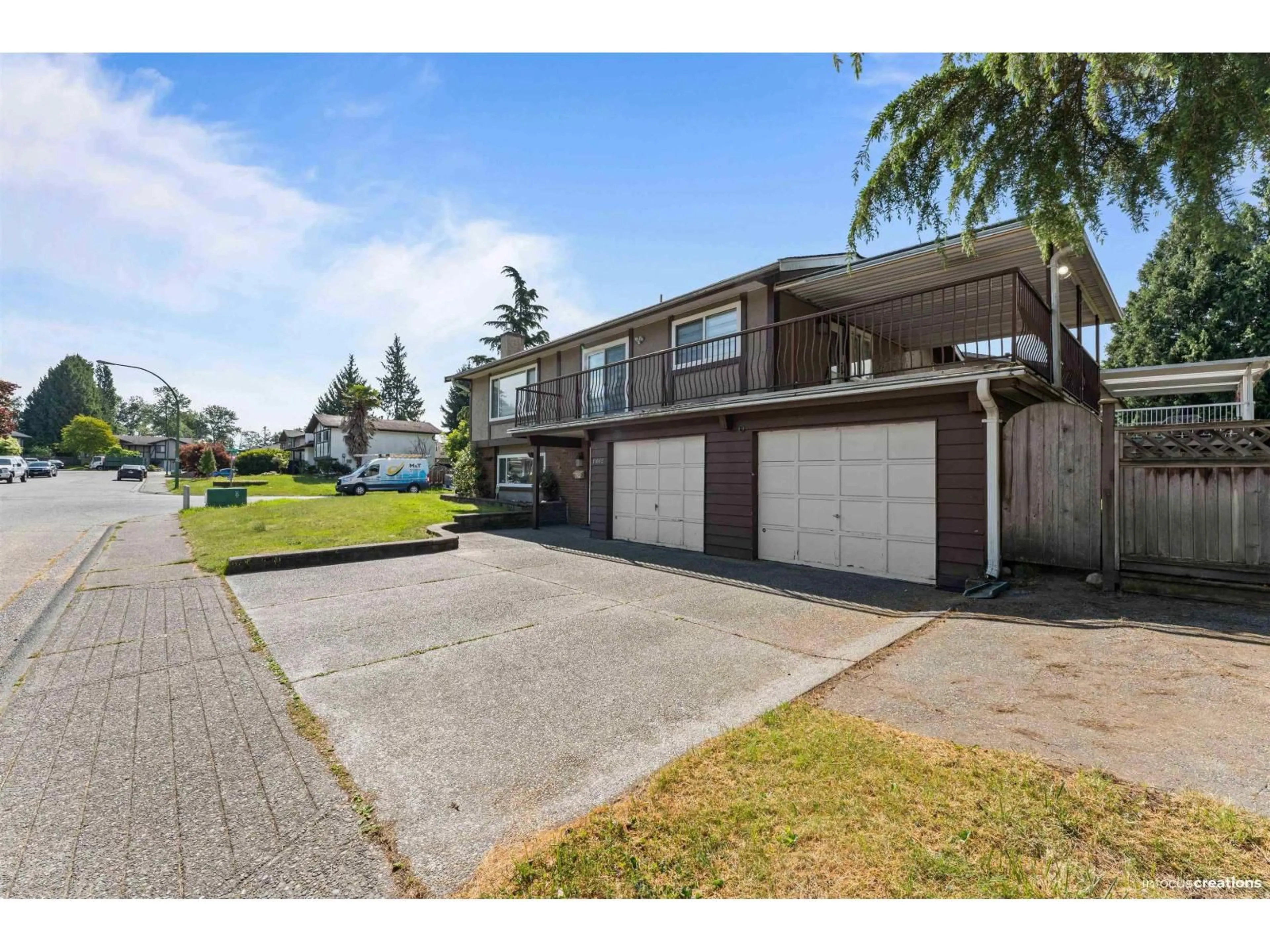 A pic from outside/outdoor area/front of a property/back of a property/a pic from drone, street for 11662 89A AVENUE, Delta British Columbia V4C7G5